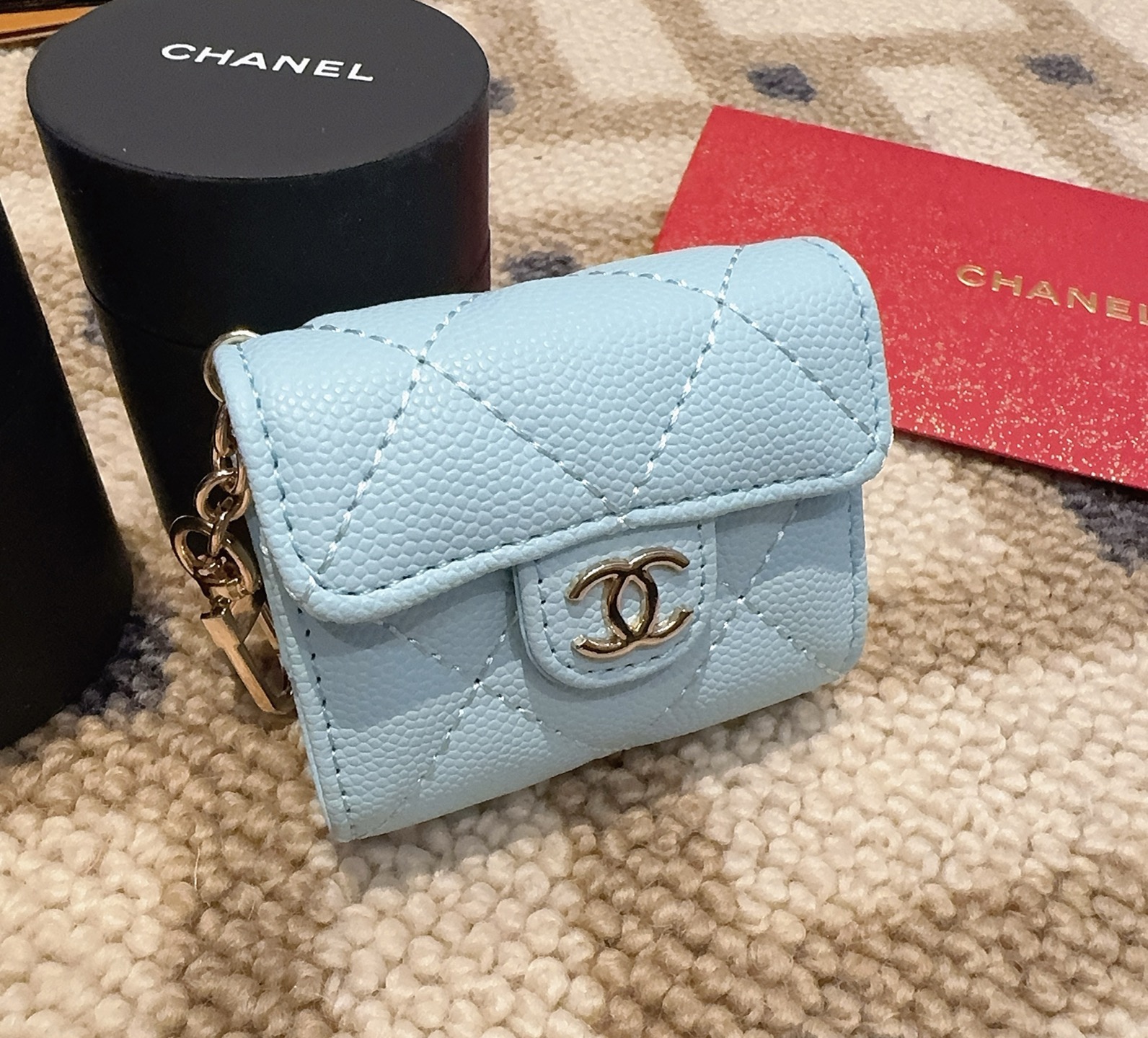 ❤️香奈儿CHANEL经典C3耳机包通用款💥官网1:1耳机包 时尚迷你包包，蓝牙耳机包，包包挂件！尺寸：