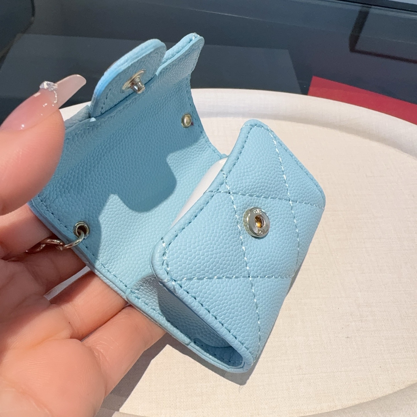 ❤️香奈儿CHANEL经典C3耳机包通用款💥官网1:1耳机包 时尚迷你包包，蓝牙耳机包，包包挂件！尺寸：