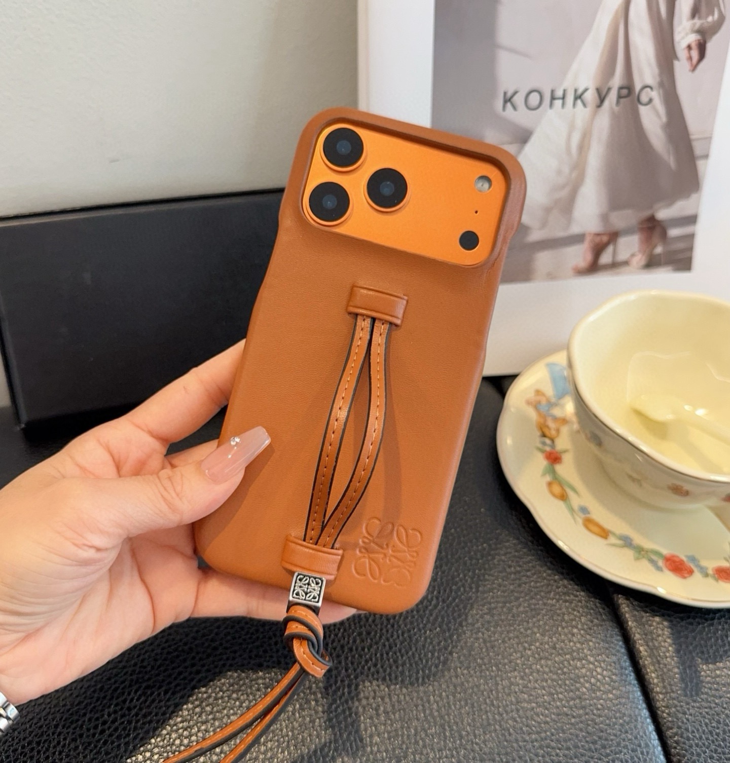 💃罗意威手机壳 手腕带手机壳型号：为了不出现报错型号，请打开本机查看手机设置显示的型号⚠️⚠️⚠️iPh