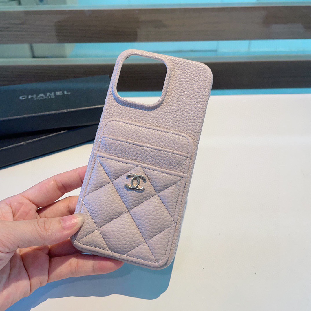 [庆祝][庆祝][庆祝]新品上架，香奈儿卡包手机壳 双层插卡 荔枝纹PU皮手感柔软舒适！型号：为了不出现