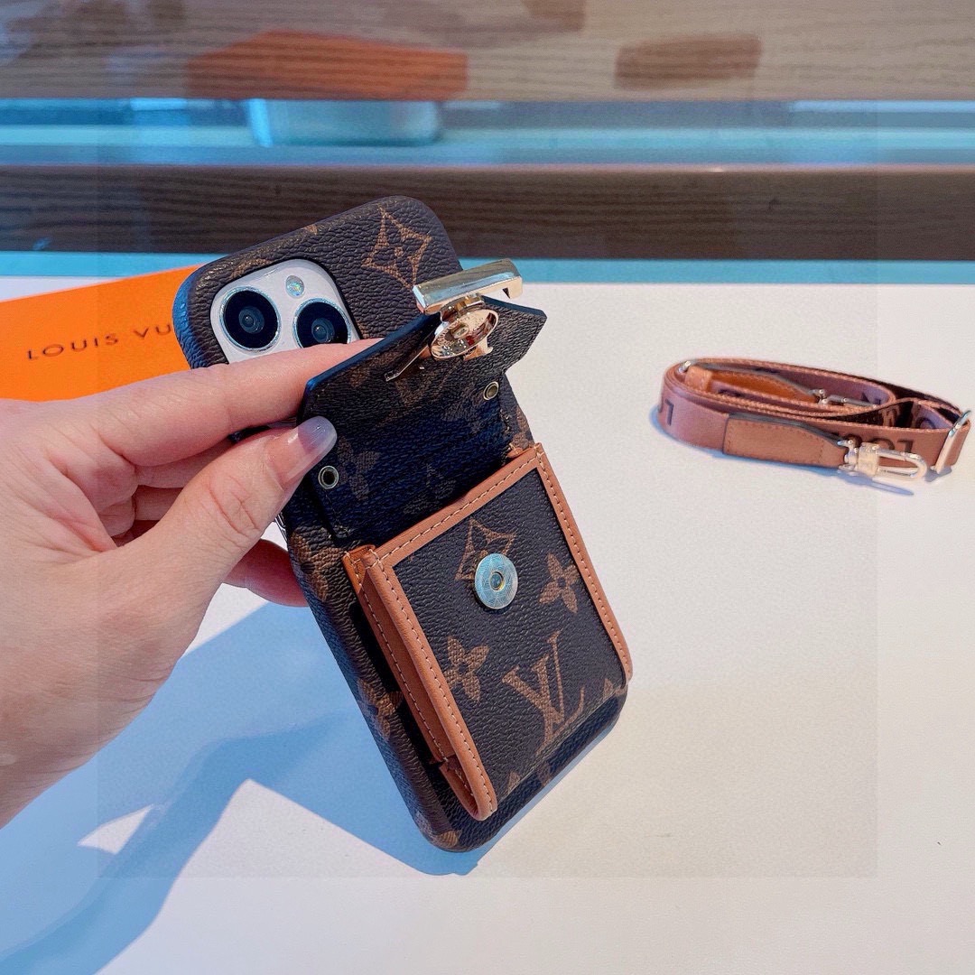 特批 130🔥LVPassy系列卡袋手机壳，经典老花斜挎卡包，零钱包。针织肩带🉑️拆卸，默认配肩带，不要