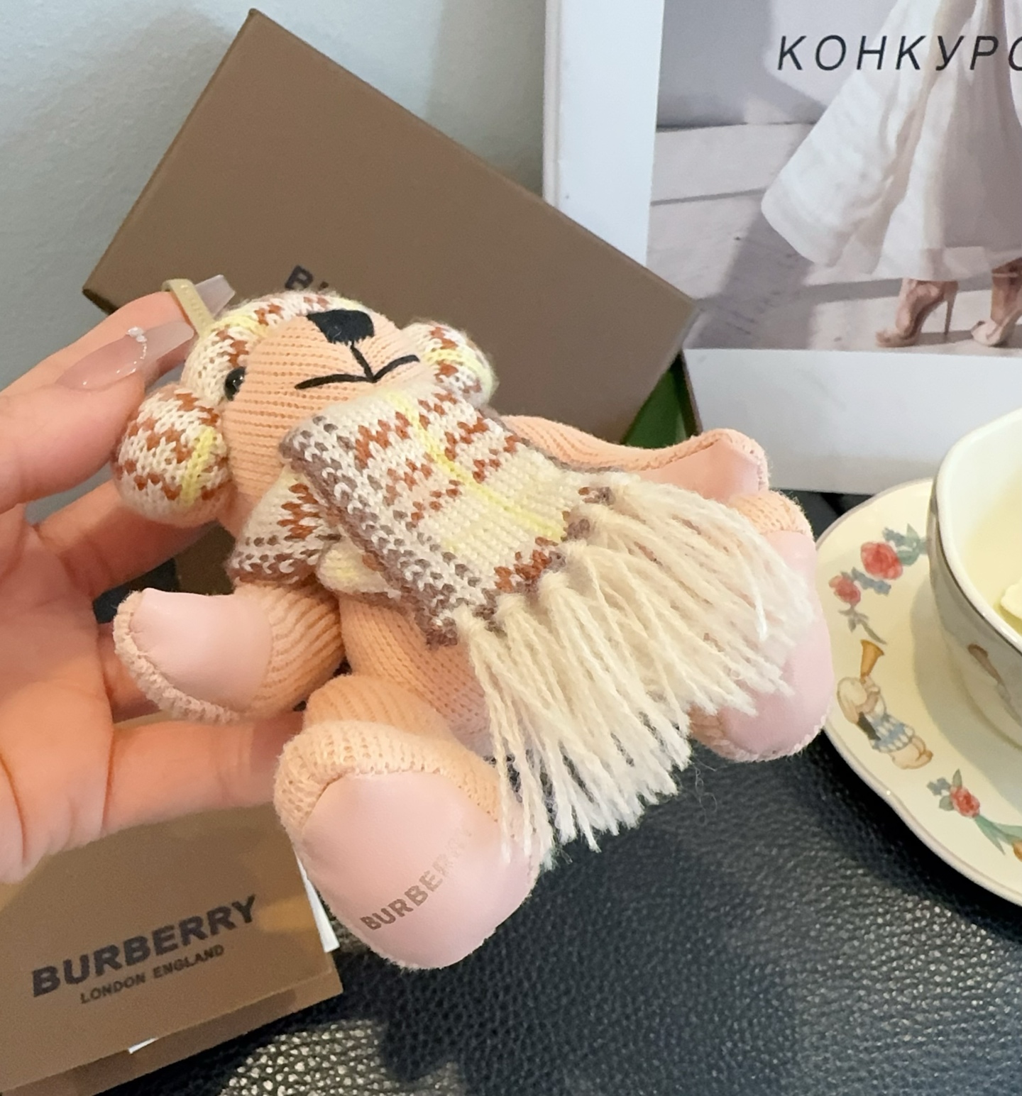 🔥Burberry代工厂小熊🐻挂件，巴宝莉🐻围巾🧣泰迪熊钥匙扣包饰挂件 温柔到心里🥰 准备已久、精致自留