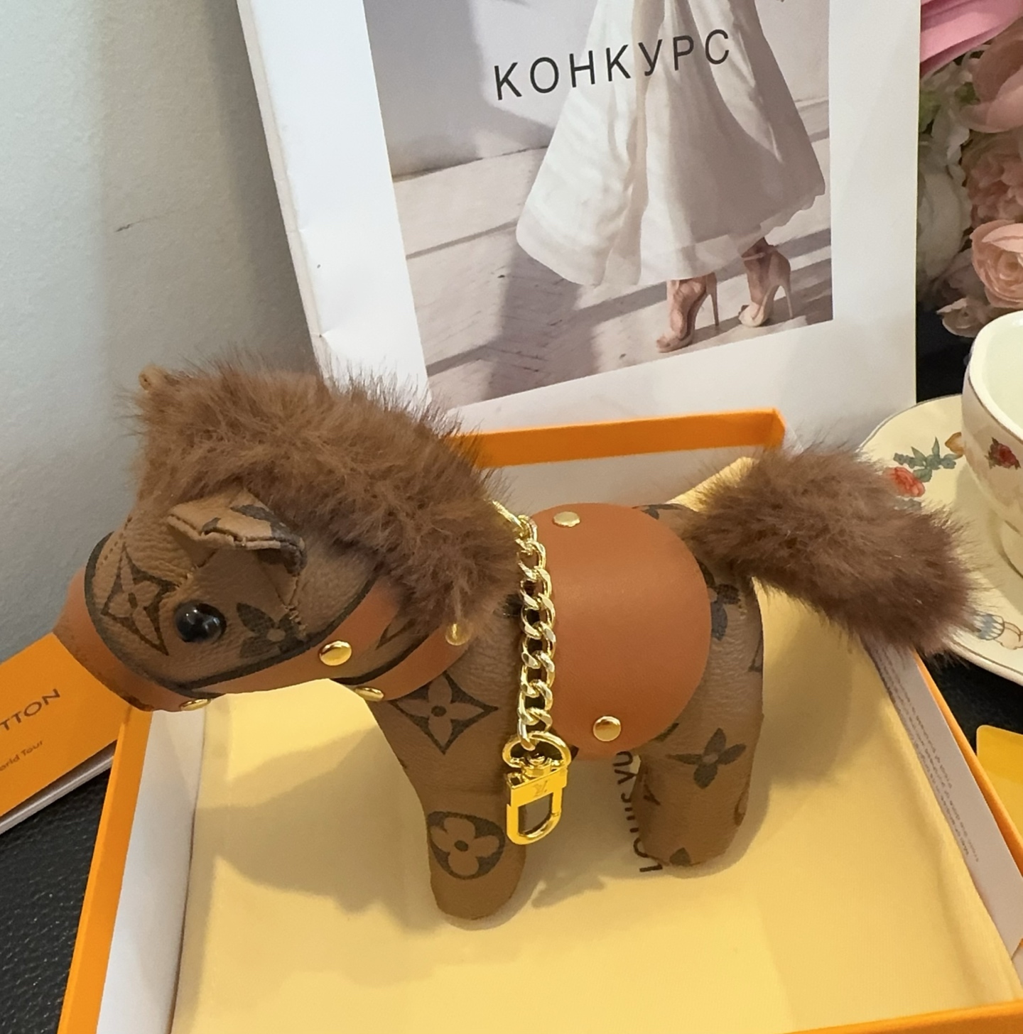 LV钥匙扣老花包包挂件 马上有钱小马🐎挂饰