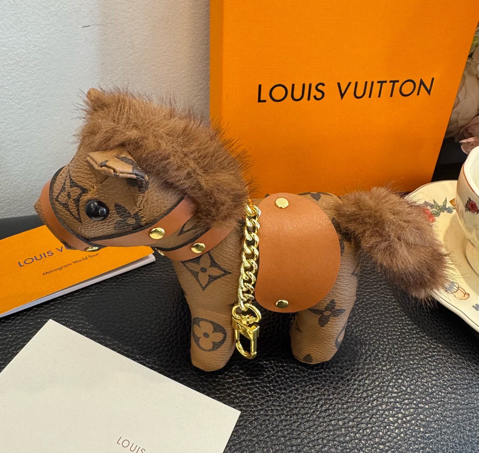 LV钥匙扣老花包包挂件 马上有钱小马🐎挂饰