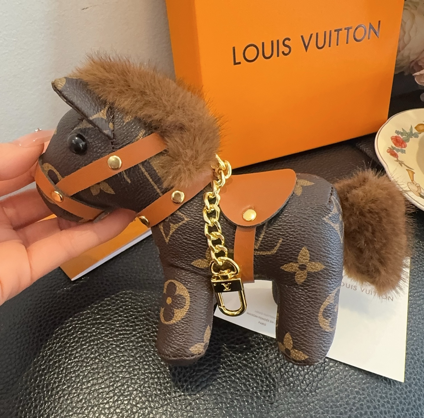 LV钥匙扣老花包包挂件 马上有钱小马🐎挂饰