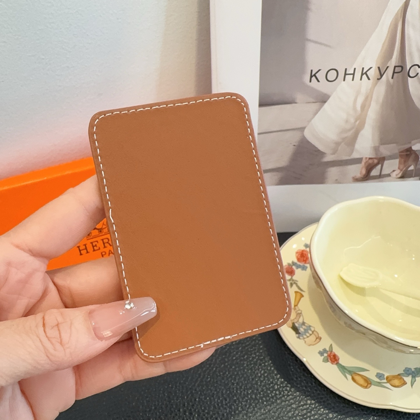 🔥爱马仕官网磁吸卡包 手机磁吸卡包顶级高品质[强]磁吸式卡夹，尺寸：长6.5*高9.5*宽0.5厘米