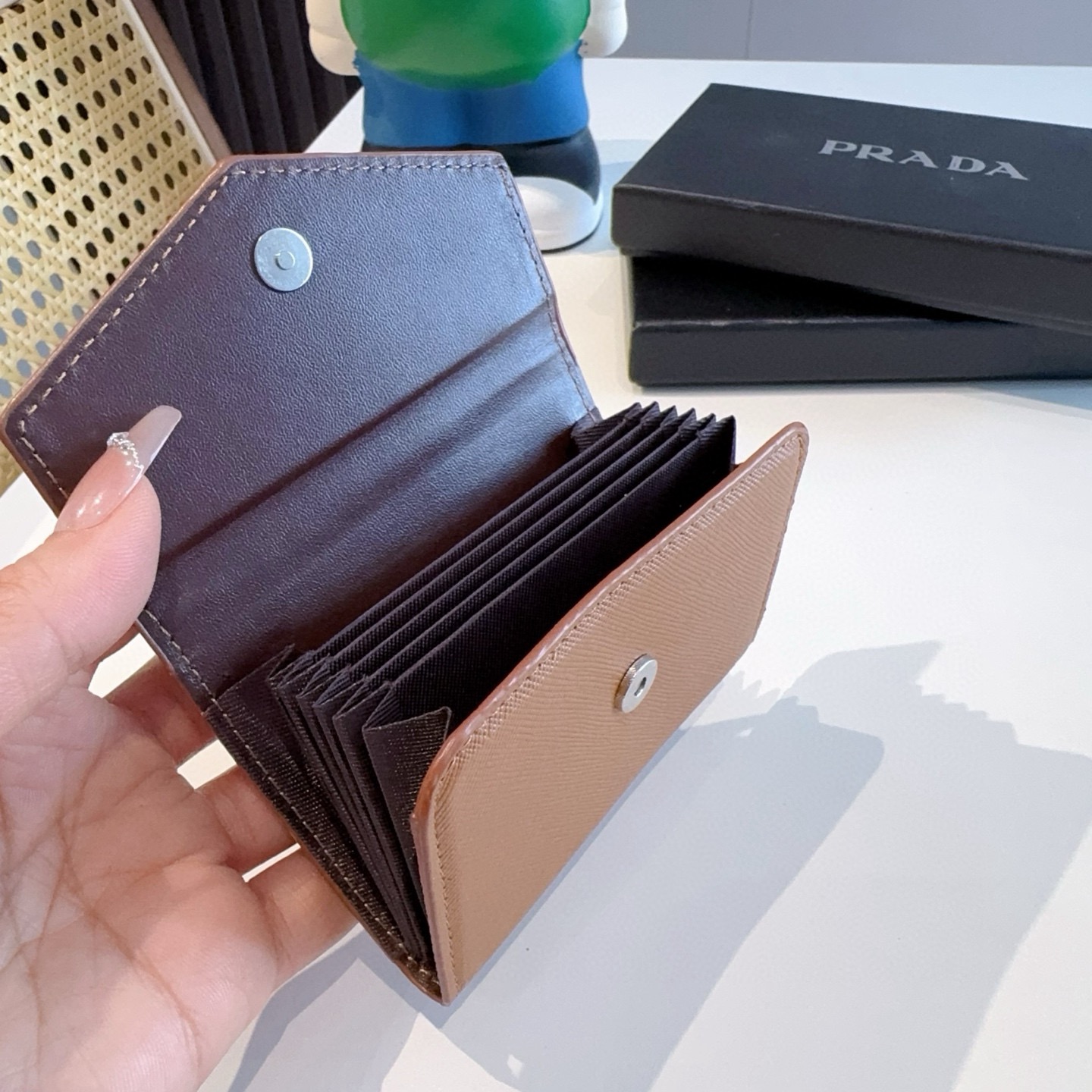🔥Prada普拉达风琴包 卡包零钱包两用，超纤材质