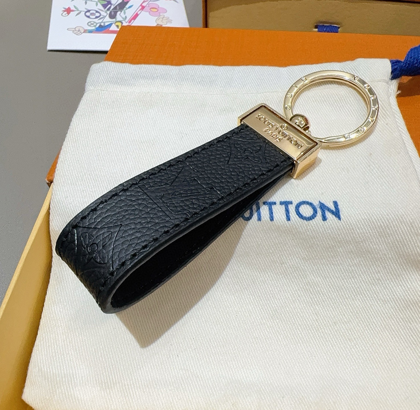 🔥爆款推荐 驴家牛皮压花渐变钥匙扣 LV钥匙扣 车钥匙挂件包包挂饰 DauPhine Dragonne 