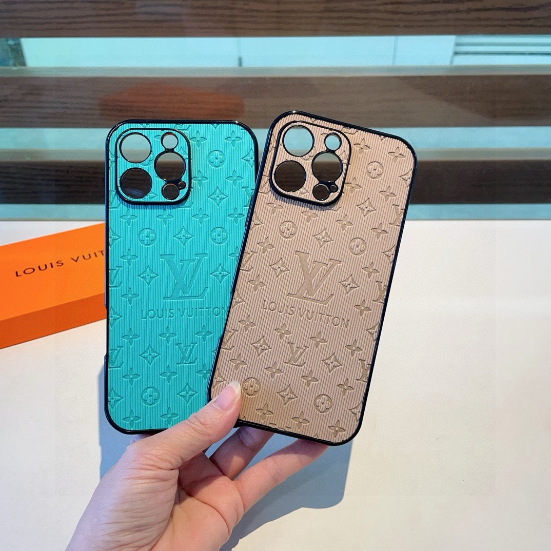 🔥LV手机壳 竖纹侧贴全包精孔手机壳型号：为了不出现报错型号，请打开本机查看手机设置显示的型号⚠️⚠️⚠