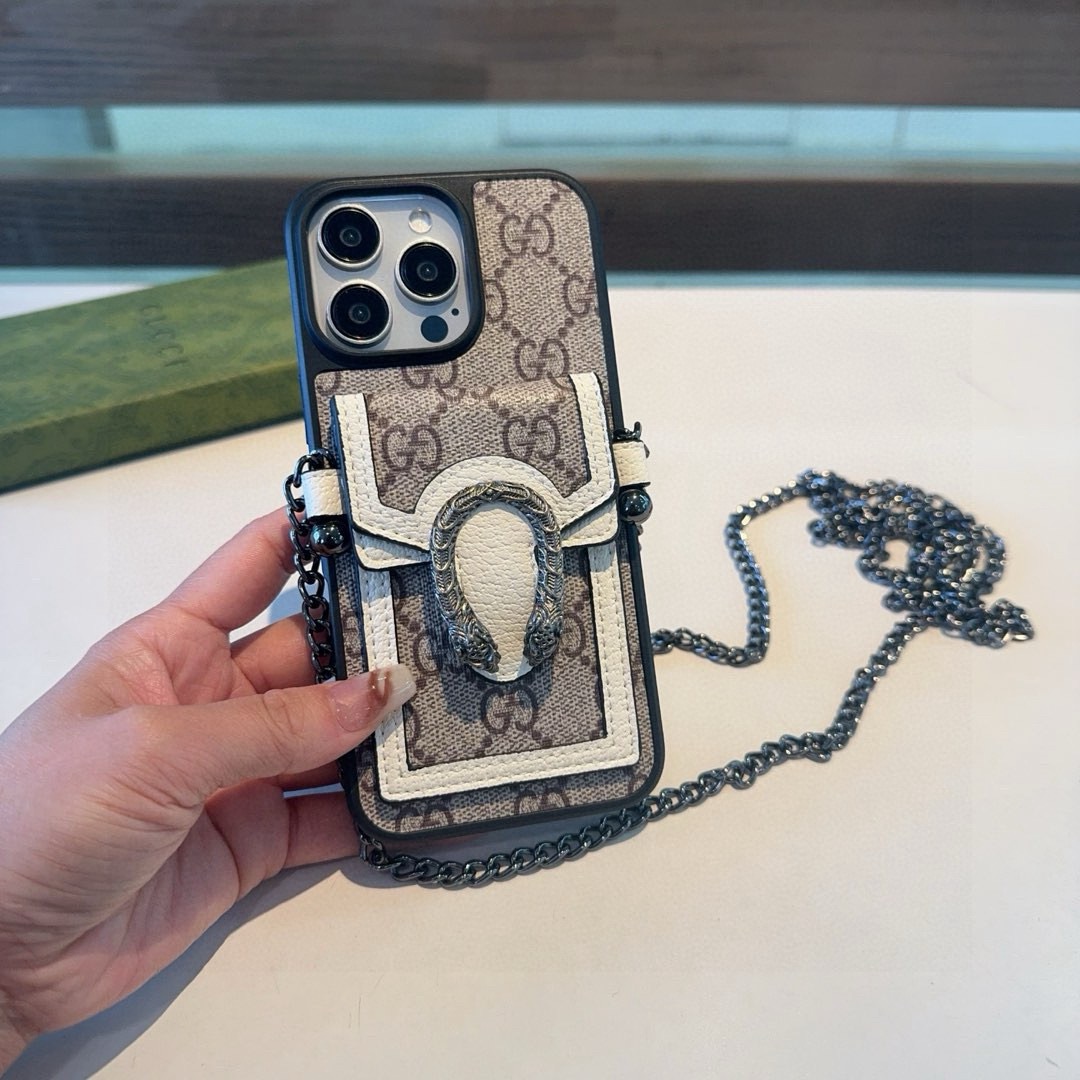 🔥🔥蛇🐍年爆款 Gucci古驰贴皮酒神系列蛇头卡包手机壳 斜挎手机壳型号：为了不出现报错型号，请打开本机