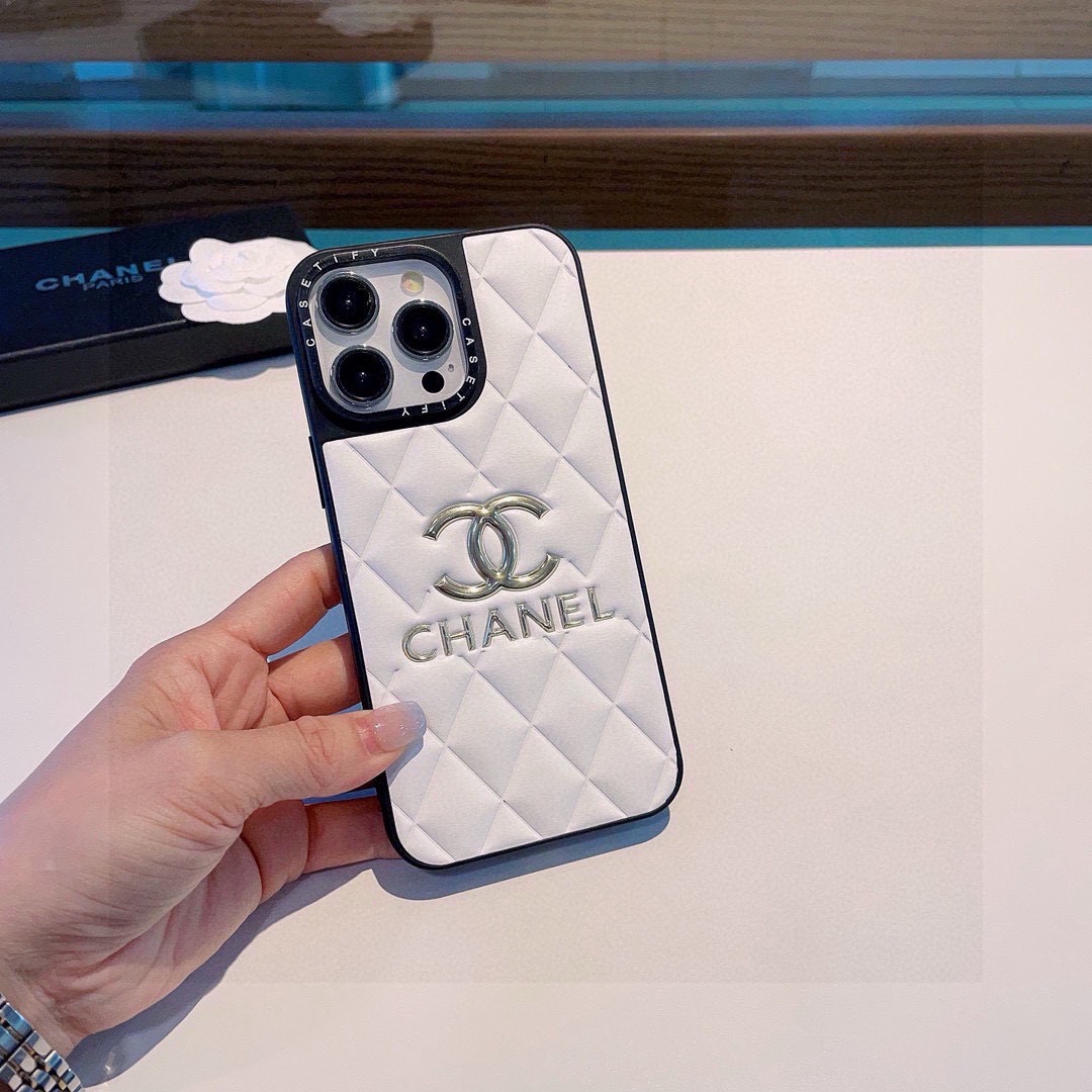 香奈儿压花电镀烫金logo，二合一贴皮全包手机壳，逼格爆满型号：为了不出现报错型号，请打开本机查看手机设