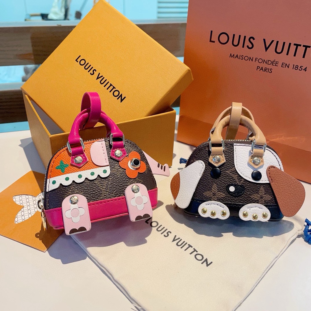 ❗爆款🔥路易威登LOUIS VUITTON 新款 mini小狗贝壳包 LV包包挂饰，钥匙扣，零钱包，耳机