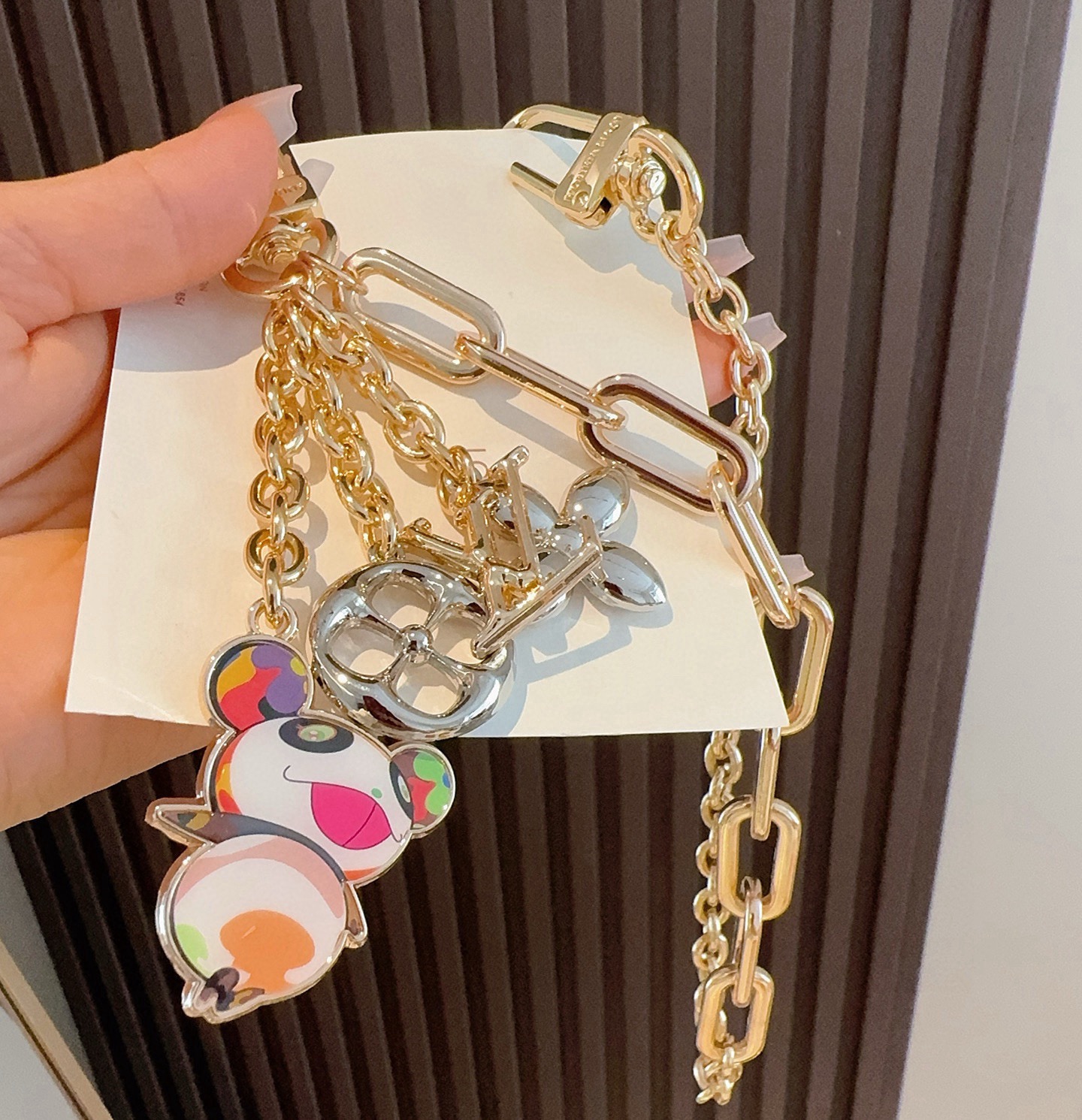 LV 钥匙扣 包包挂链 可当包包肩带 x TM SuPerflat链条包饰出自路易威登x村上隆合作系列，