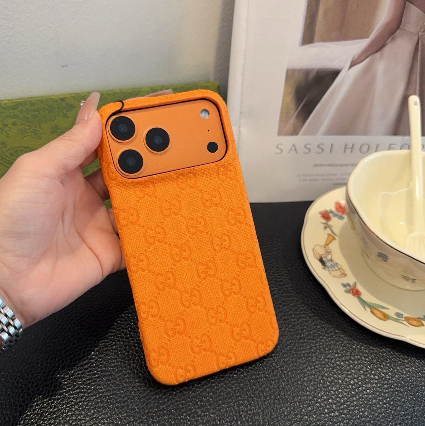 🔥星宇橙系列 古驰压花iPhone手机壳 官网原版皮➕原版素材，经典高端[强]型号：为了不出现报错型号，