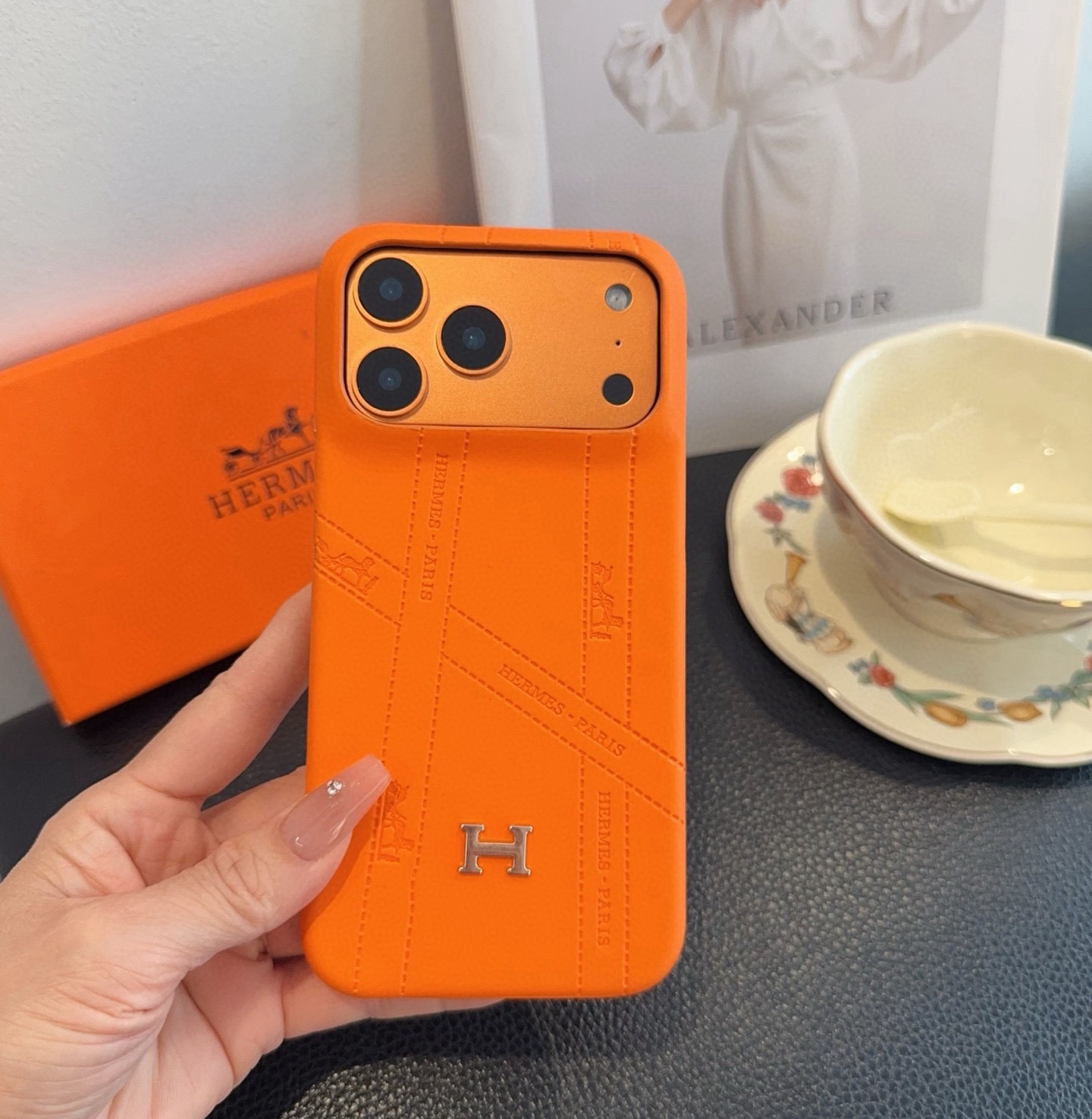 ✨✨新款上架爱马仕 Hermes手机壳 星宇橙系列手机壳型号：为了不出现报错型号，请打开本机查看手机设置