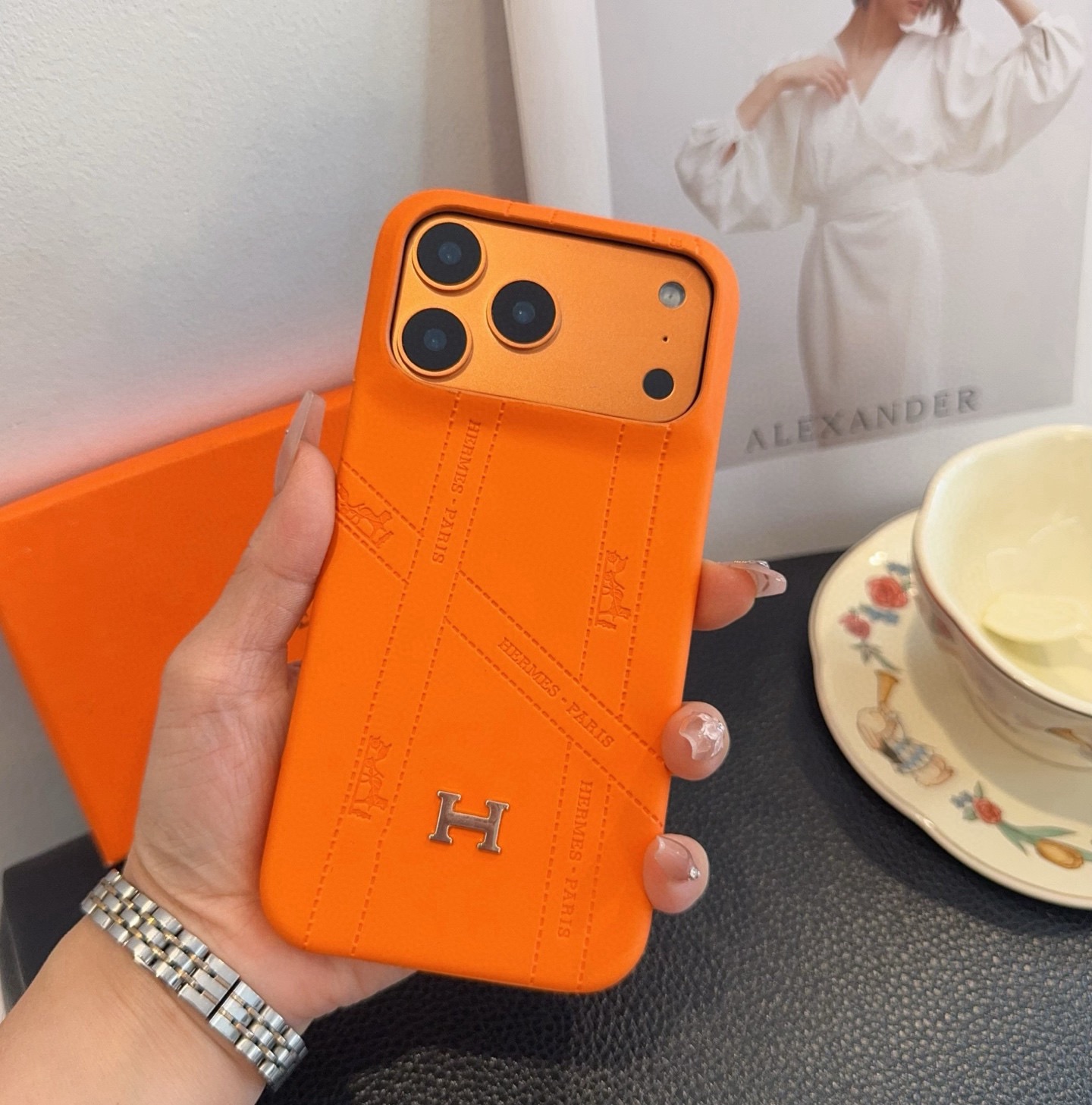 ✨✨新款上架爱马仕 Hermes手机壳 星宇橙系列手机壳型号：为了不出现报错型号，请打开本机查看手机设置