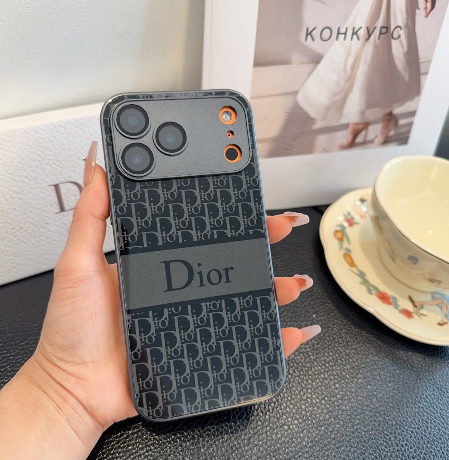 星宇橙系列 Dior手机壳型号：为了不出现报错型号，请打开本机查看手机设置显示的型号⚠️⚠️⚠️iPho