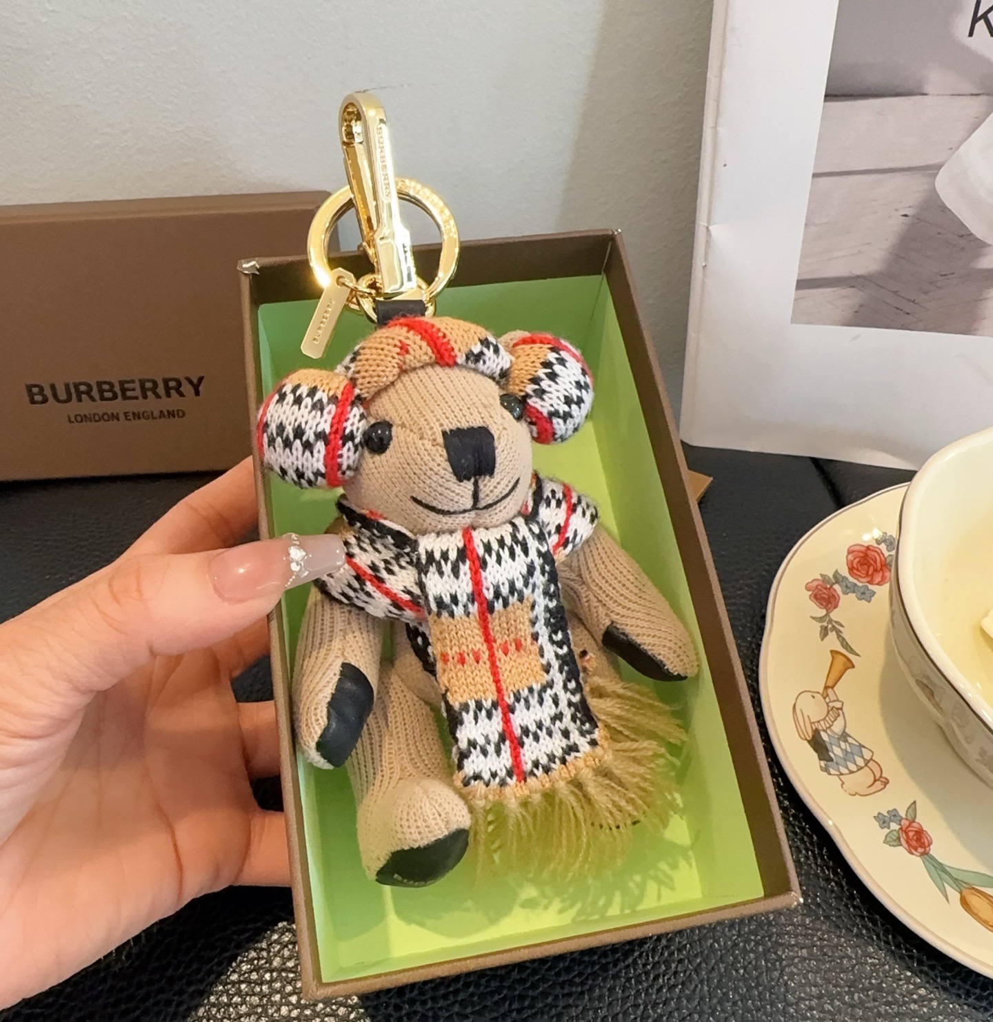 🔥Burberry代工厂小熊🐻挂件，巴宝莉🐻围巾🧣泰迪熊钥匙扣包饰挂件 温柔到心里🥰 准备已久、精致自留