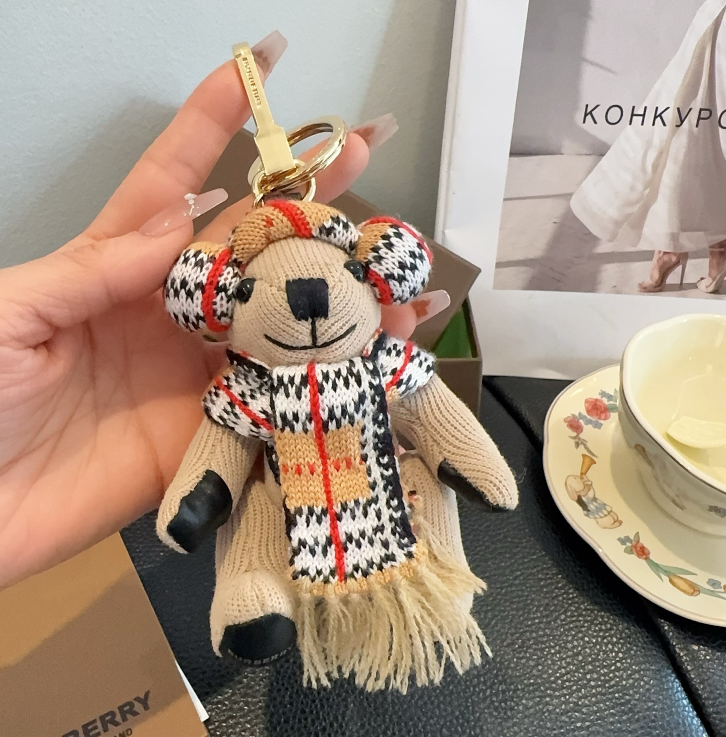 🔥Burberry代工厂小熊🐻挂件，巴宝莉🐻围巾🧣泰迪熊钥匙扣包饰挂件 温柔到心里🥰 准备已久、精致自留