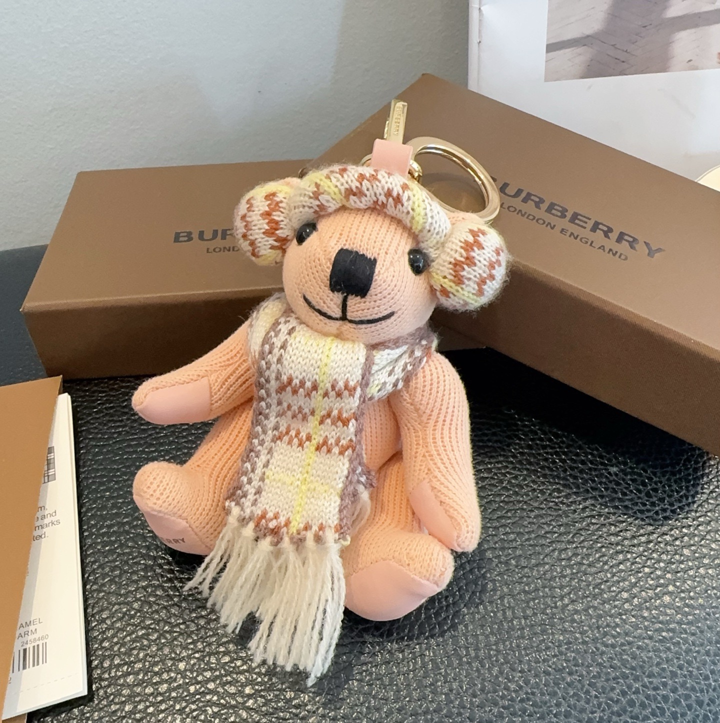 🔥Burberry代工厂小熊🐻挂件，巴宝莉🐻围巾🧣泰迪熊钥匙扣包饰挂件 温柔到心里🥰 准备已久、精致自留
