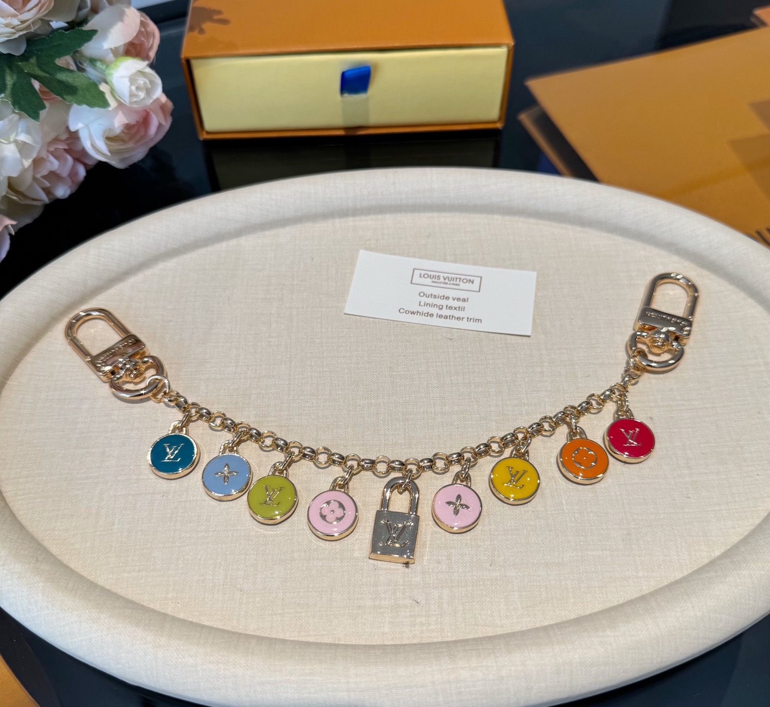 官网新款🔥LV包链 钥匙扣 路易威登珐琅彩色挂饰 包包链条精选莹亮金属 高雅奢华！