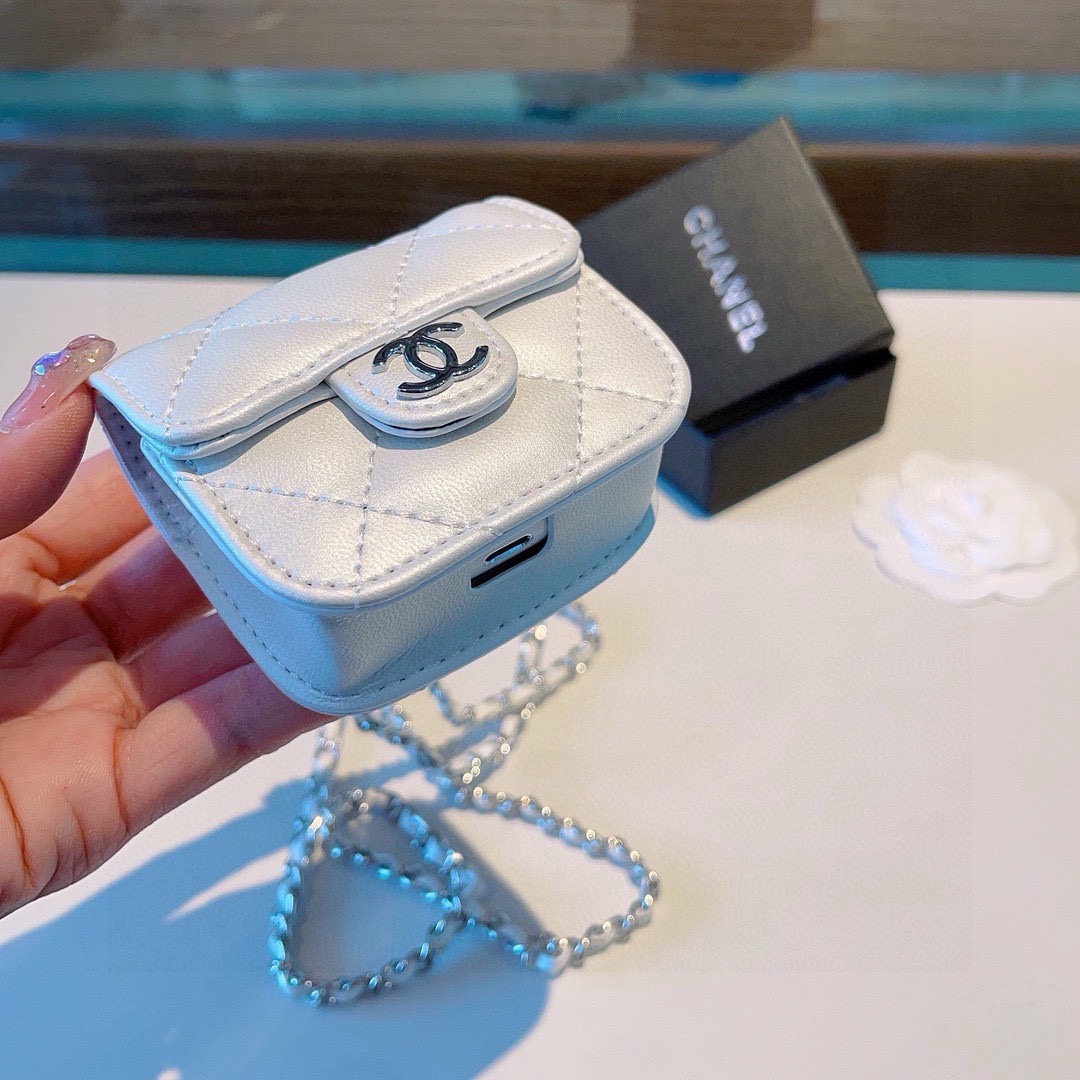 ❤️香奈儿CHANEL经典菱格通用耳机包💥官网1:1耳机包 时尚迷你包包，链条⛓️挂绳可拆卸，蓝牙耳机包