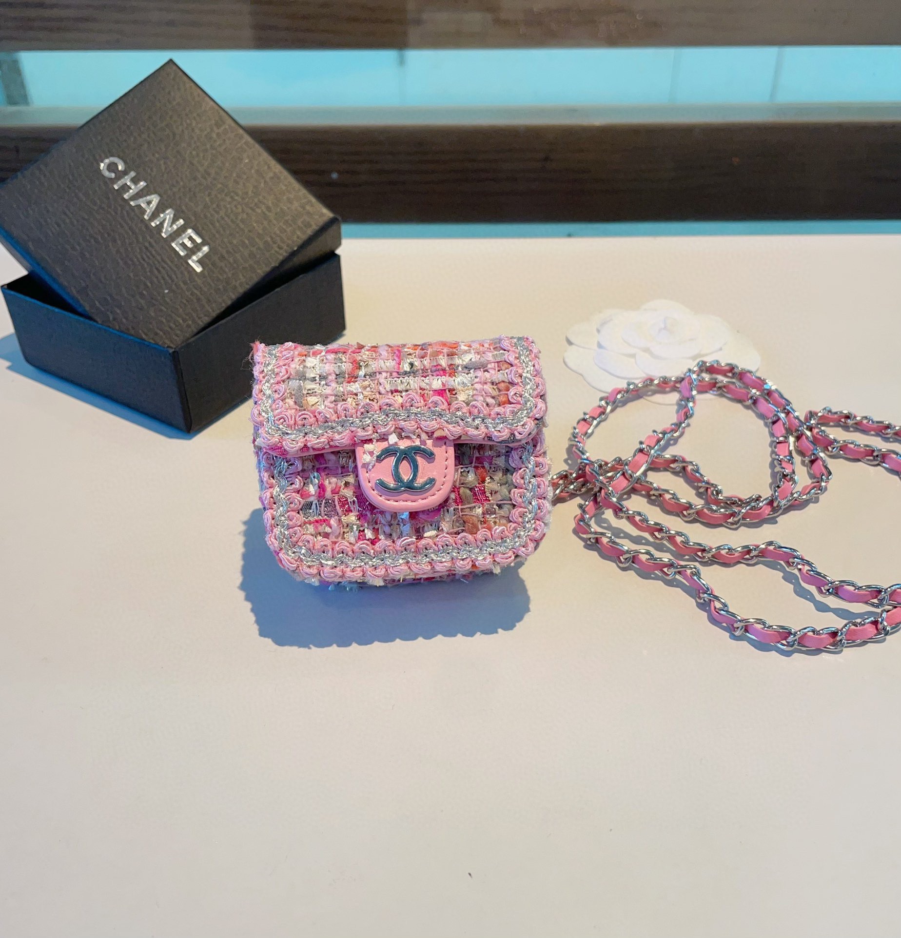 ❤️香奈儿CHANEL mini斜挎包包 粗花呢通用耳机包💥官网1:1耳机包 时尚迷你包包，配链条⛓️挂