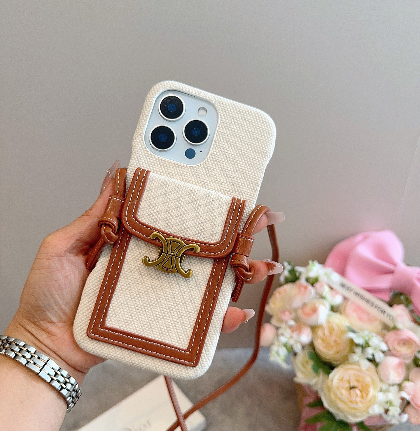 💥celine赛琳卡包手机壳三包壳，可支架，带挂绳可斜挎可挂脖型号：为了不出现报错型号，请打开本机查看手