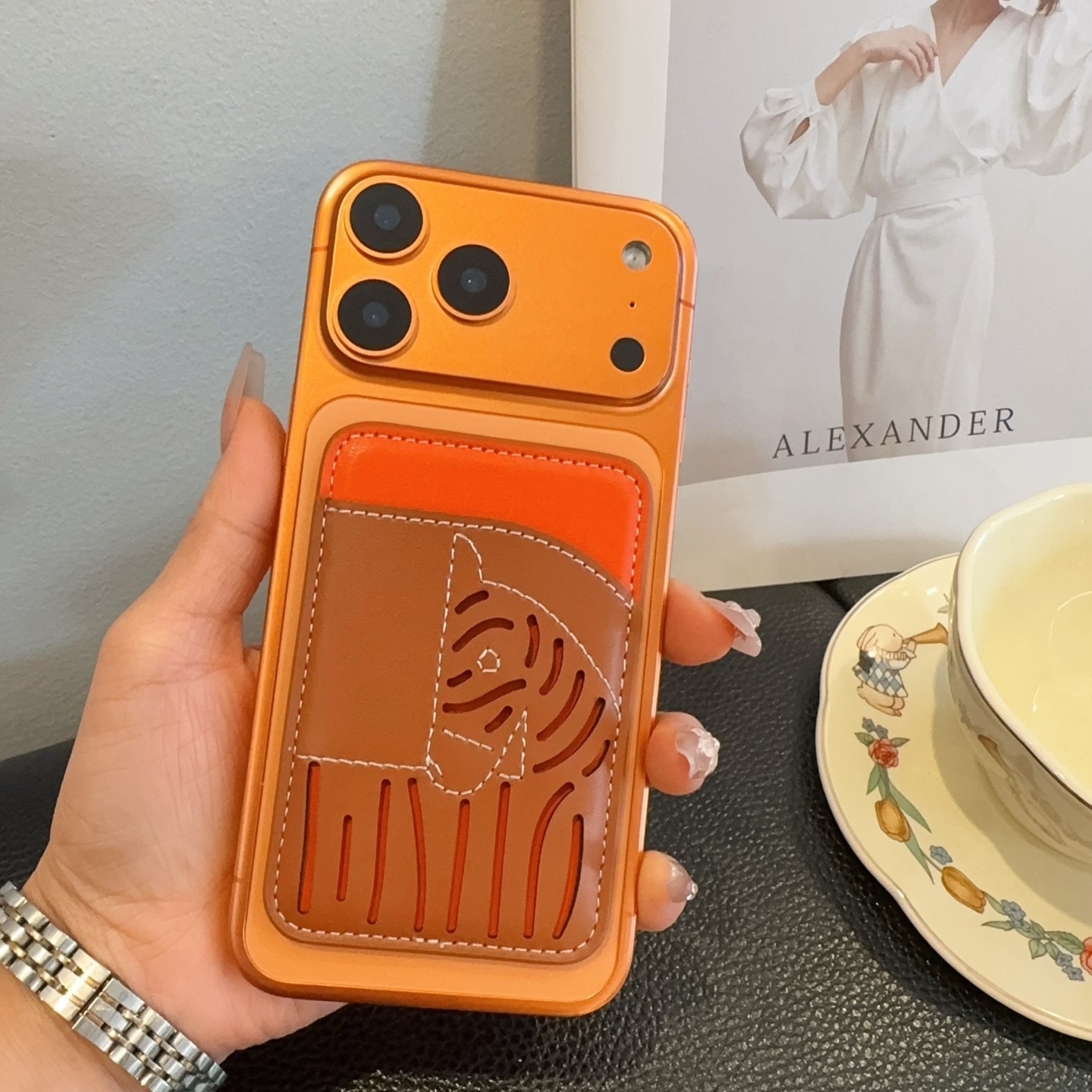 🔥爱马仕官网磁吸卡包 手机磁吸卡包顶级高品质[强]磁吸式卡夹，尺寸：长6.5*高9.5*宽0.5厘米