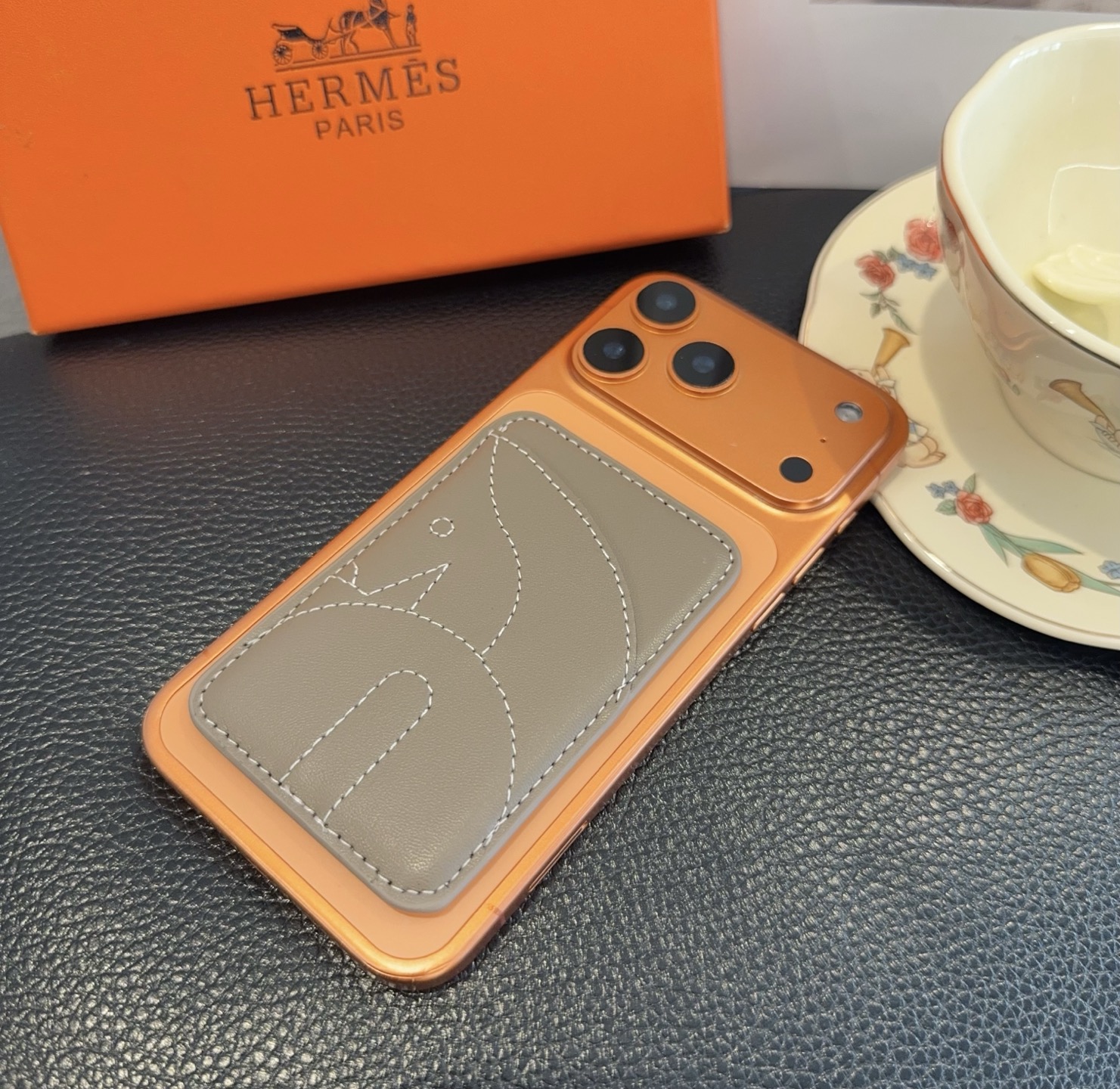 🔥爱马仕官网磁吸卡包 手机磁吸卡包顶级高品质[强]磁吸式卡夹，尺寸：长6.5*高9.5*宽0.5厘米