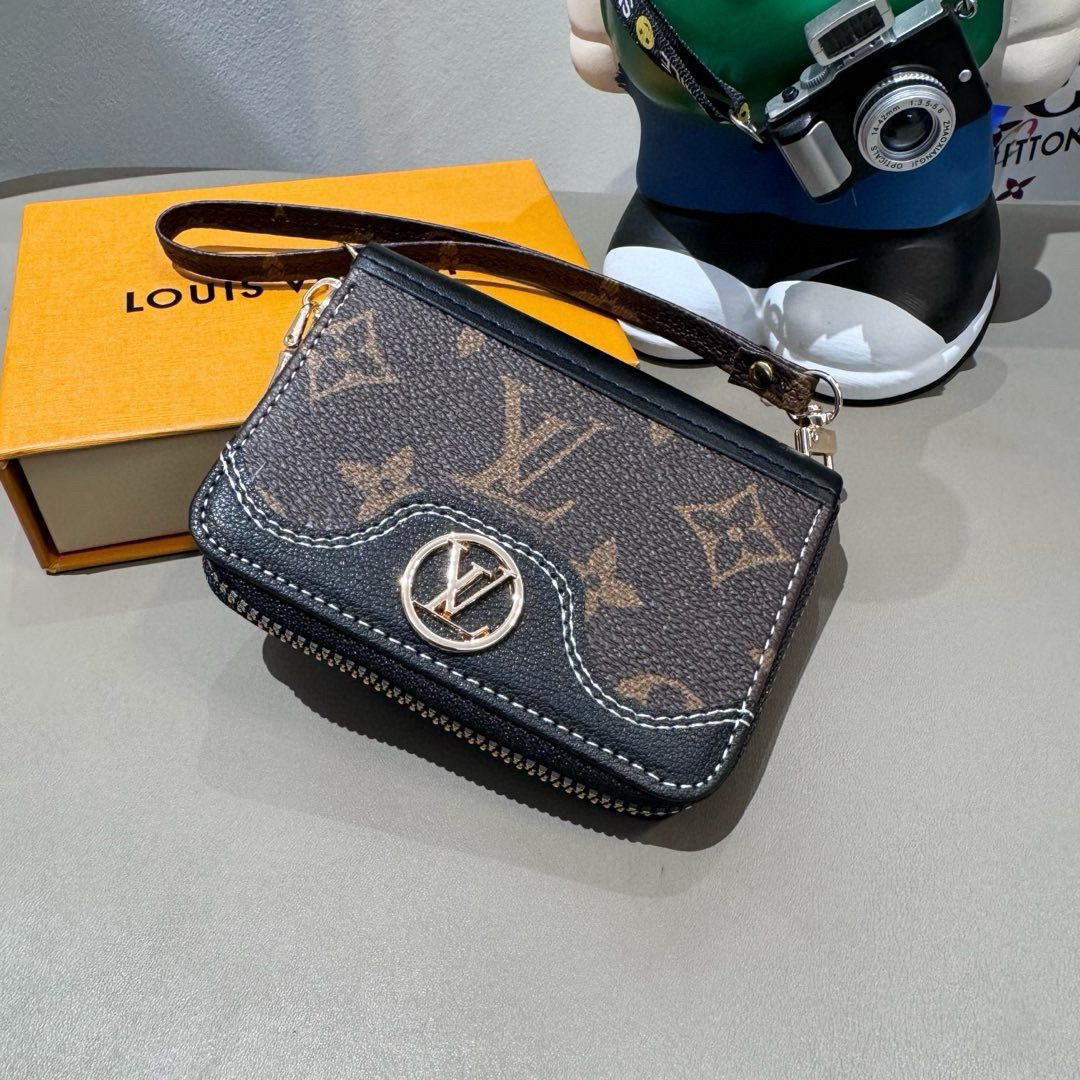 🔥Lv经典老花牛仔拼色卡包 零钱包 👛耳机🎧包 ✨可装口红💄等Mini小拎包，可挎可拿 可挂腰带上 小巧