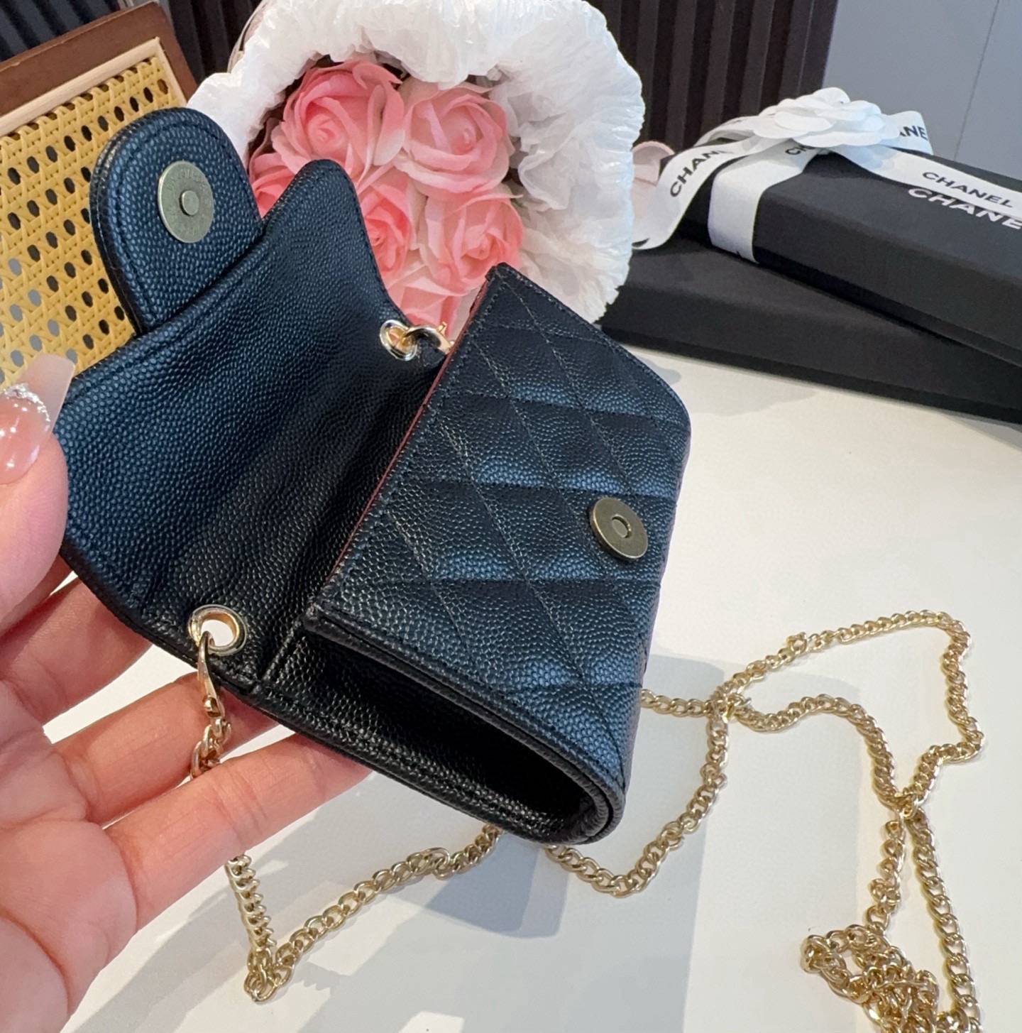 ❤️香奈儿CHANEL mini斜挎包包 零钱包👛搭配细链条⛓️挂绳可拆卸❤️可放耳机 纸巾 口红💄 钥