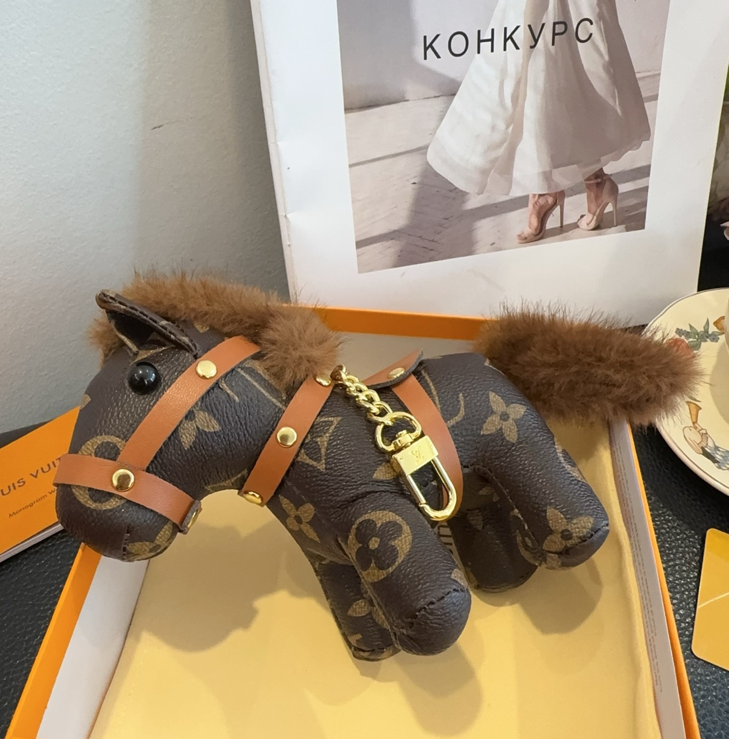 LV钥匙扣老花包包挂件 马上有钱小马🐎挂饰