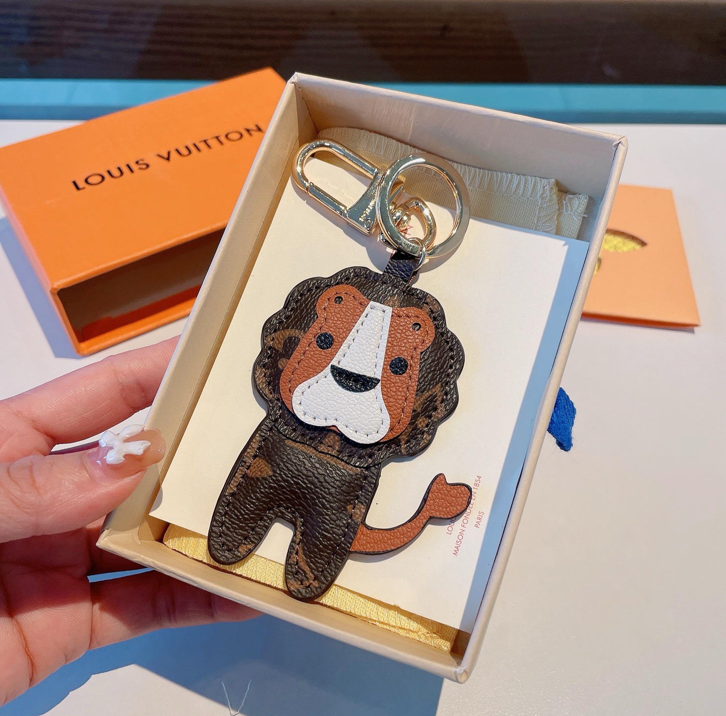 🔥驴家动物兄弟公仔挂件，小熊，小虎，小狮子包饰，LV钥匙扣，包包挂饰专柜代购内部填充物都与专柜一致聚酯纤