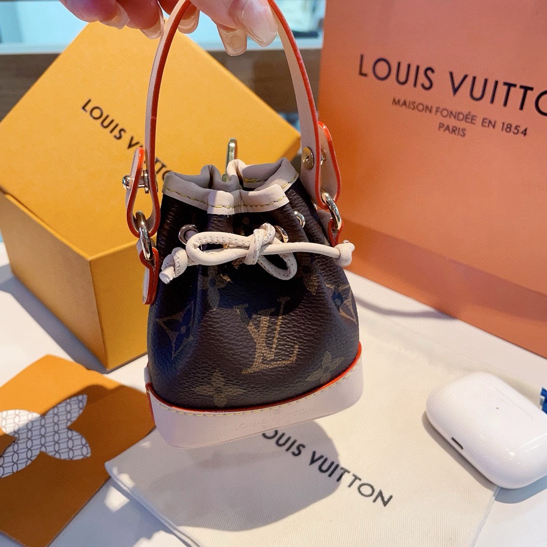 ❗️新品 MICRO NOE 包饰 包包挂饰 钥匙扣 M00818 ⚠️不配斜挎链条 需要备注另加10L