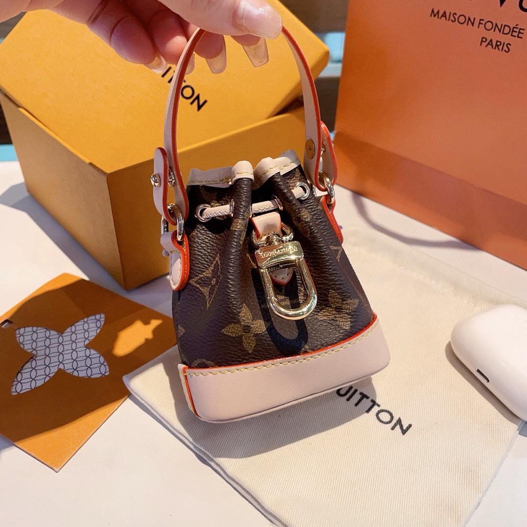 ❗️新品 MICRO NOE 包饰 包包挂饰 钥匙扣 M00818 ⚠️不配斜挎链条 需要备注另加10L