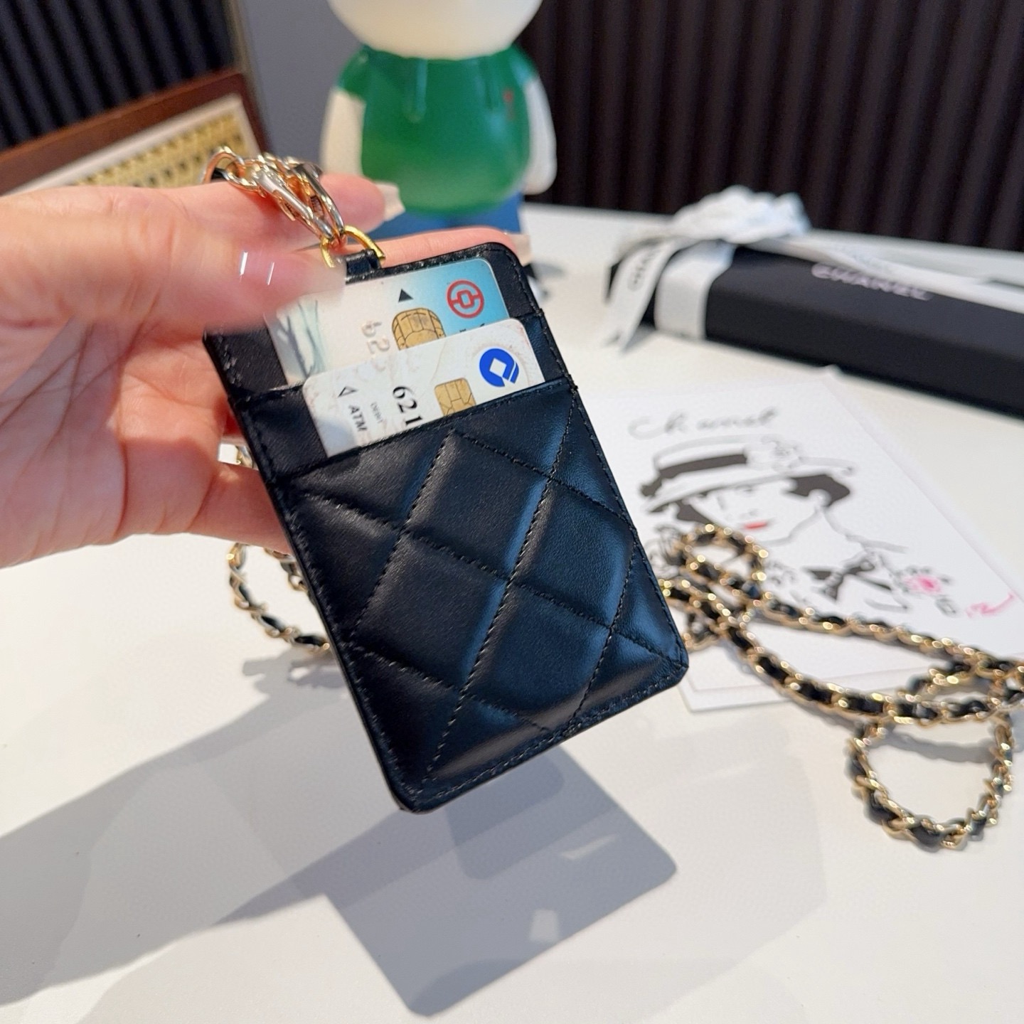 🔥香奈儿菱格绣花链条卡包 工牌🪪卡包 香奈儿卡包 链条挂脖设计🉑拆卸