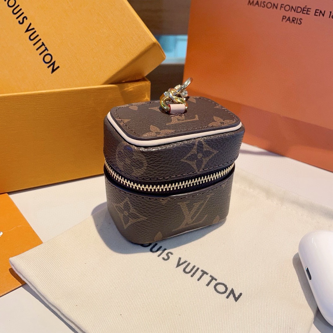 ❗️lv 迷你包包 零钱包钥匙扣耳机包  包包挂件挂饰可放耳机 卡片 💄零钱等小物件Vanity Mon