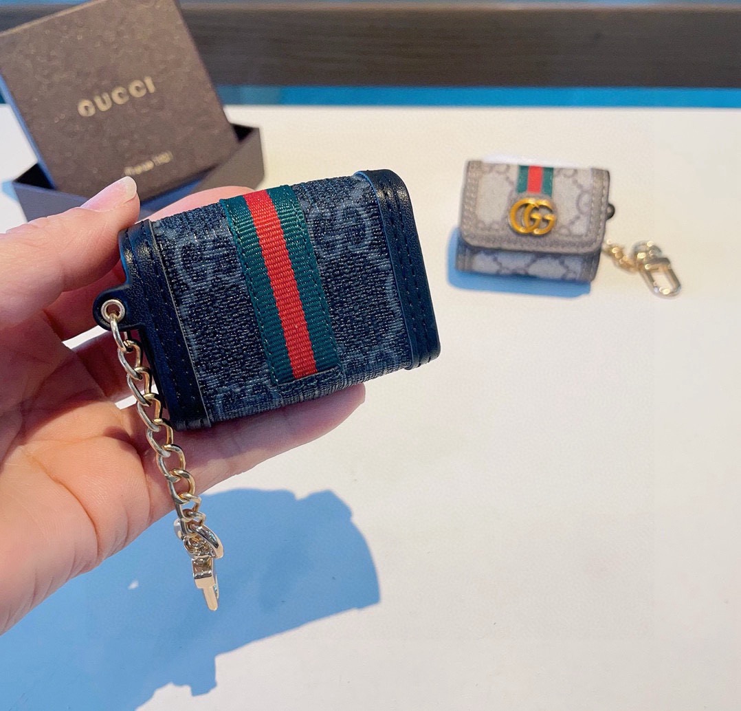 Gucci古驰耳机包 经典老花原皮耳机套，钥匙扣包包挂件，一举两得！AirPods 1/2通用款AirP