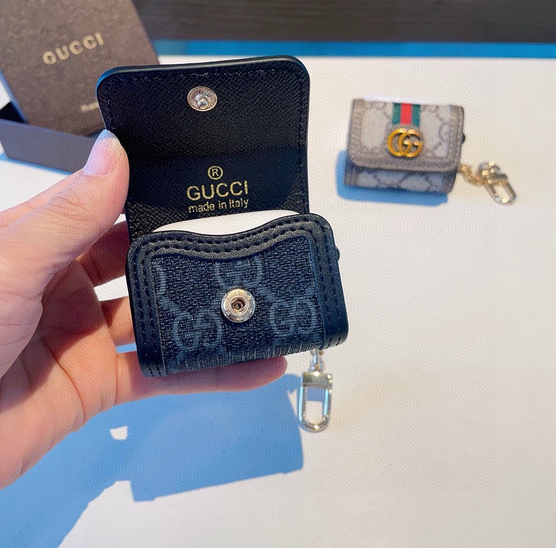Gucci古驰耳机包 经典老花原皮耳机套，钥匙扣包包挂件，一举两得！AirPods 1/2通用款AirP