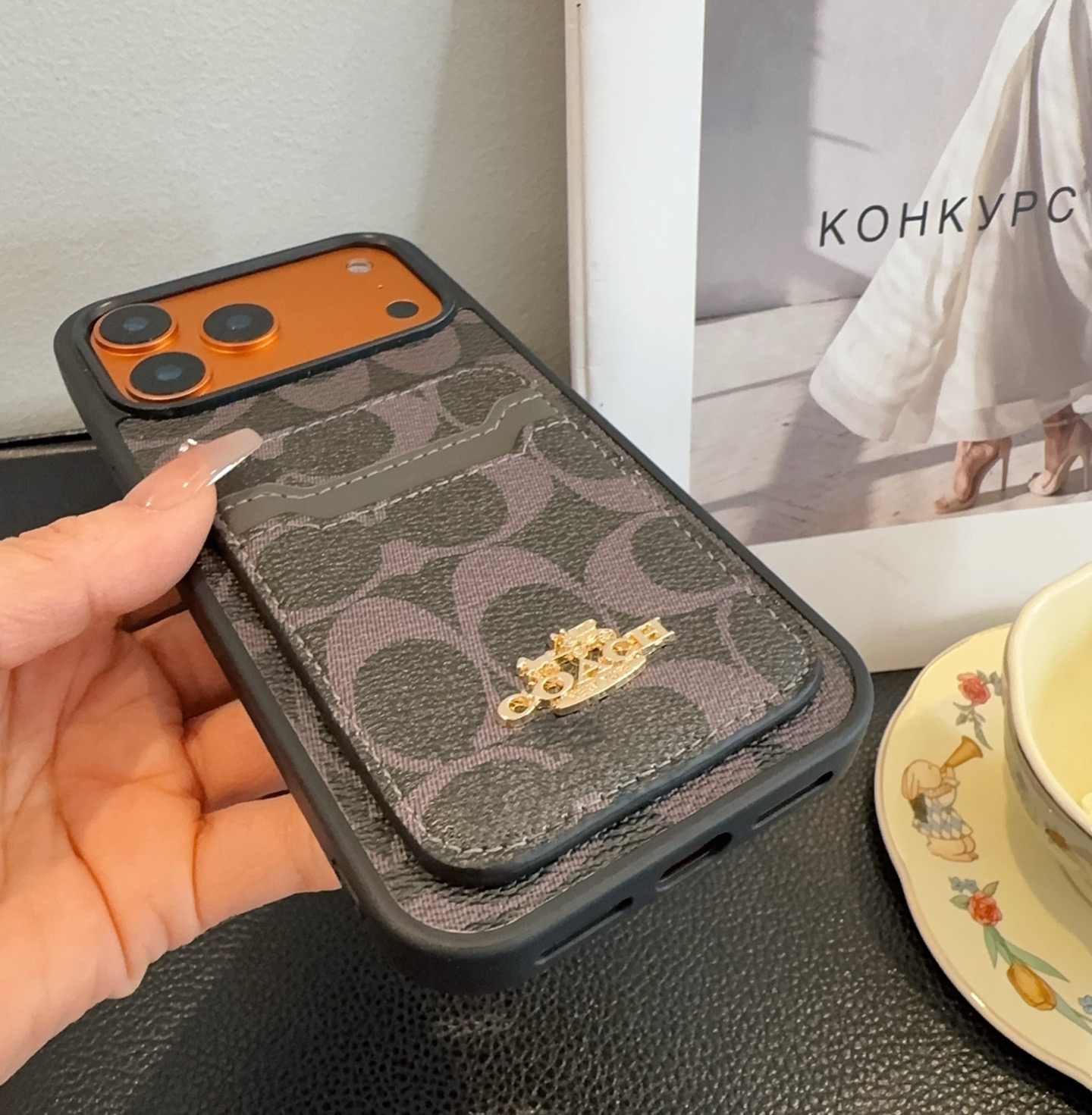 [庆祝][庆祝][庆祝]新品上架，蔻驰插卡手机壳 卡包 二合一手机壳型号：为了不出现报错型号，请打开本机