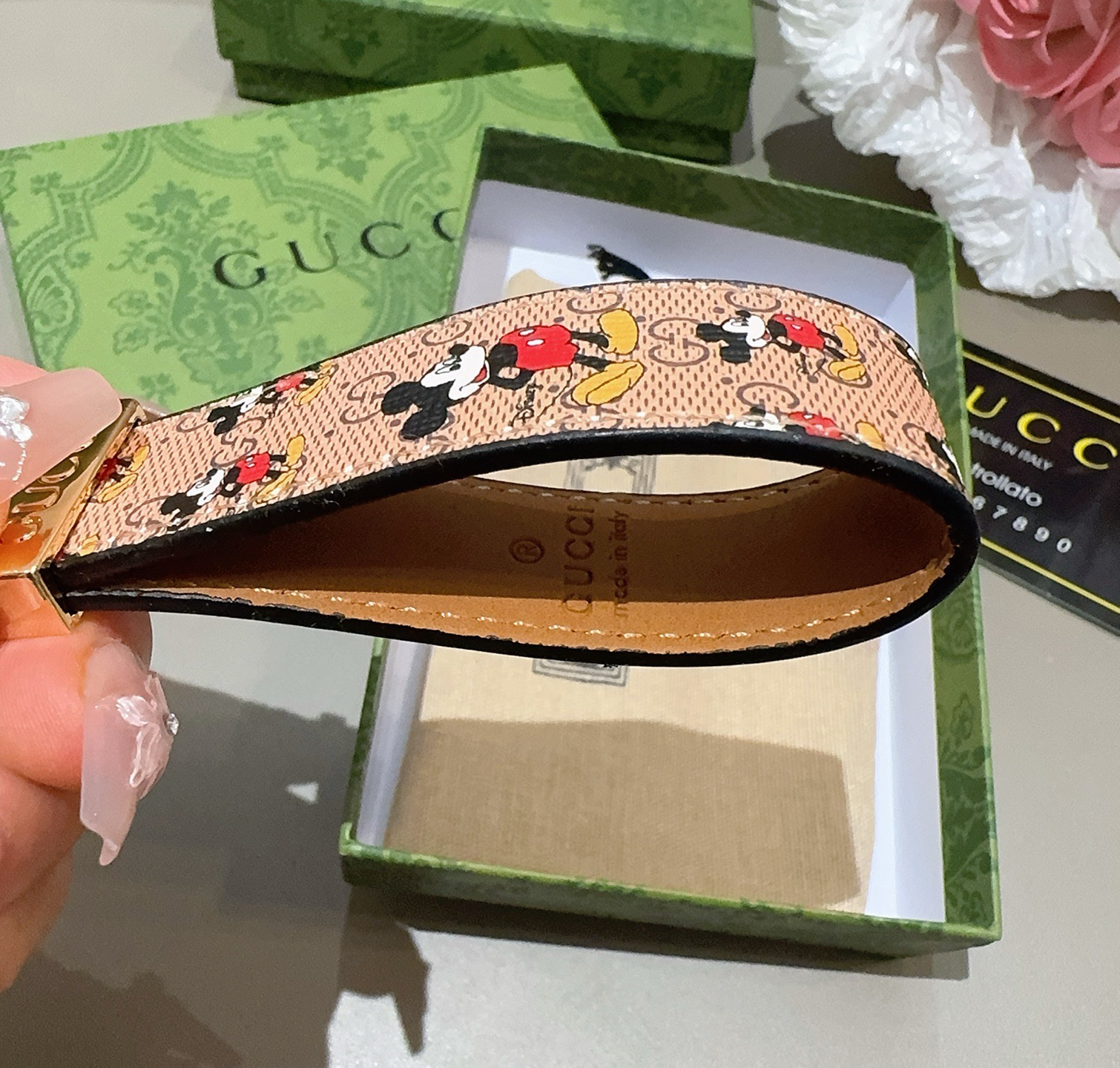 爆款推荐 古驰Gucci钥匙扣 车钥匙挂件包包挂饰 DauPhine Dragonne 钥匙扣彰显金属匠