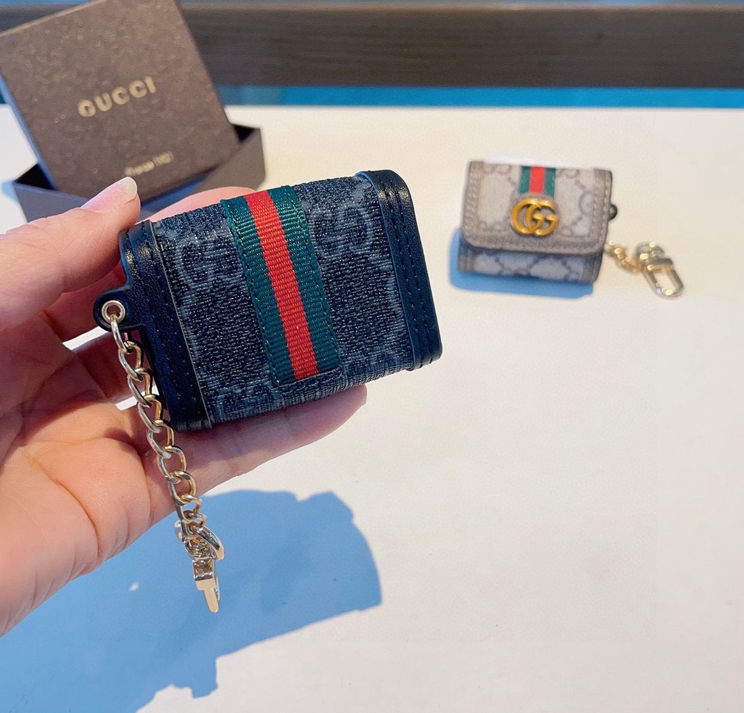 Gucci古驰耳机包 经典老花原皮耳机套，钥匙扣包包挂件，一举两得！AirPods 1/2通用款AirP