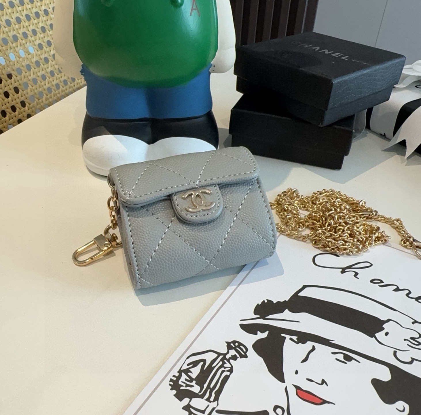 ❤️香奈儿CHANEL经典C3耳机包通用款💥官网1:1耳机包 时尚迷你包包，配链条，蓝牙耳机包，包包挂件