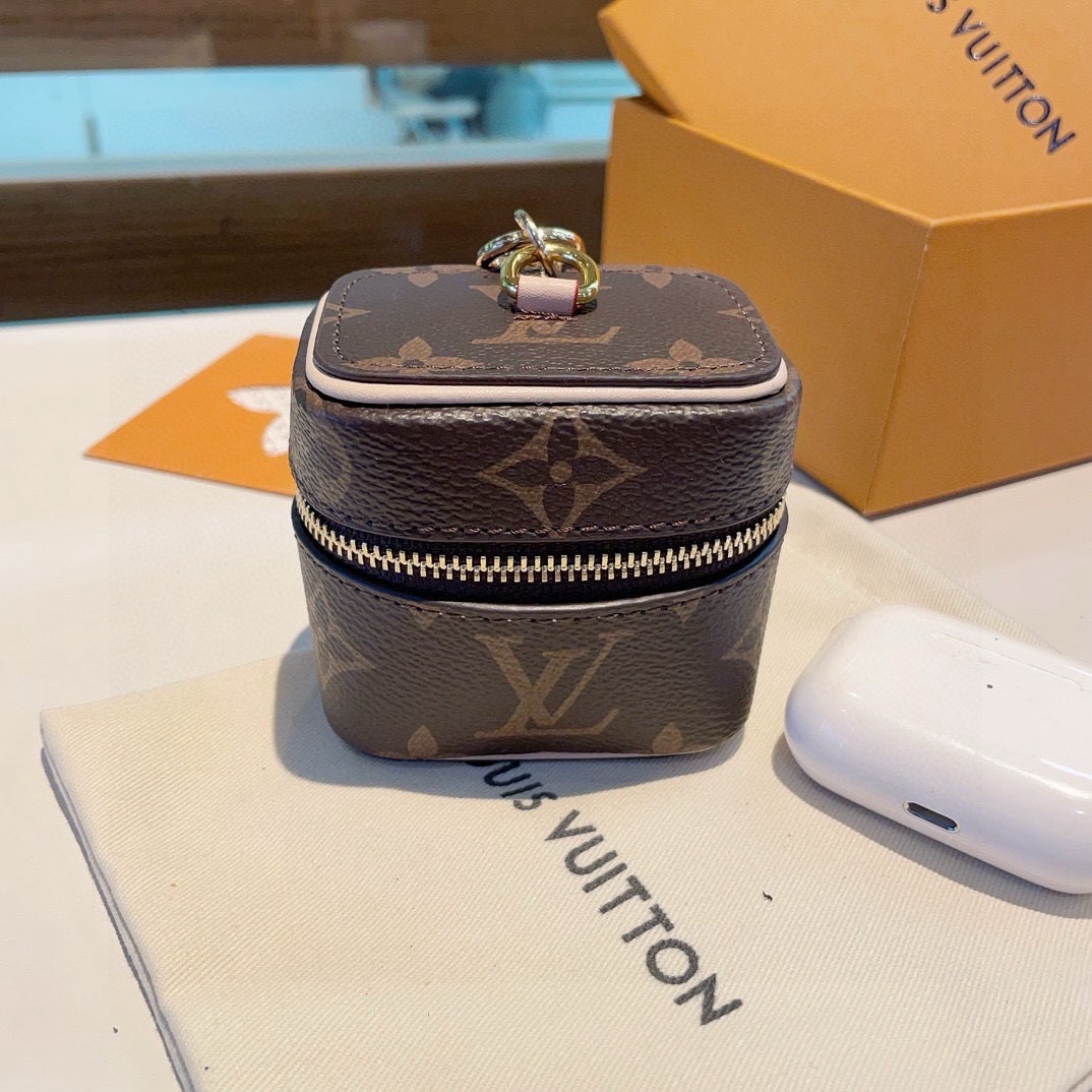 ❗️lv 迷你包包 零钱包钥匙扣耳机包  包包挂件挂饰可放耳机 卡片 💄零钱等小物件Vanity Mon
