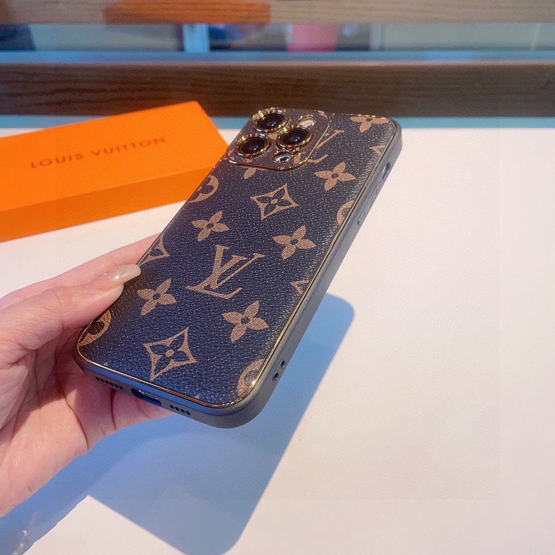 💗lv经典电镀老花手机壳 二合一全包新材料，手感舒适！型号：为了不出现报错型号，请打开本机查看手机设置显