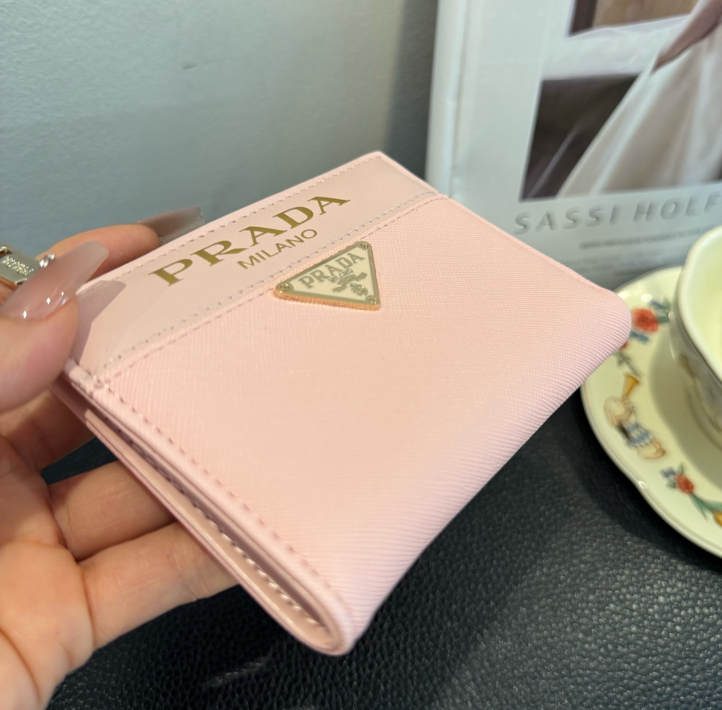 Prada普拉达卡包零钱包两用