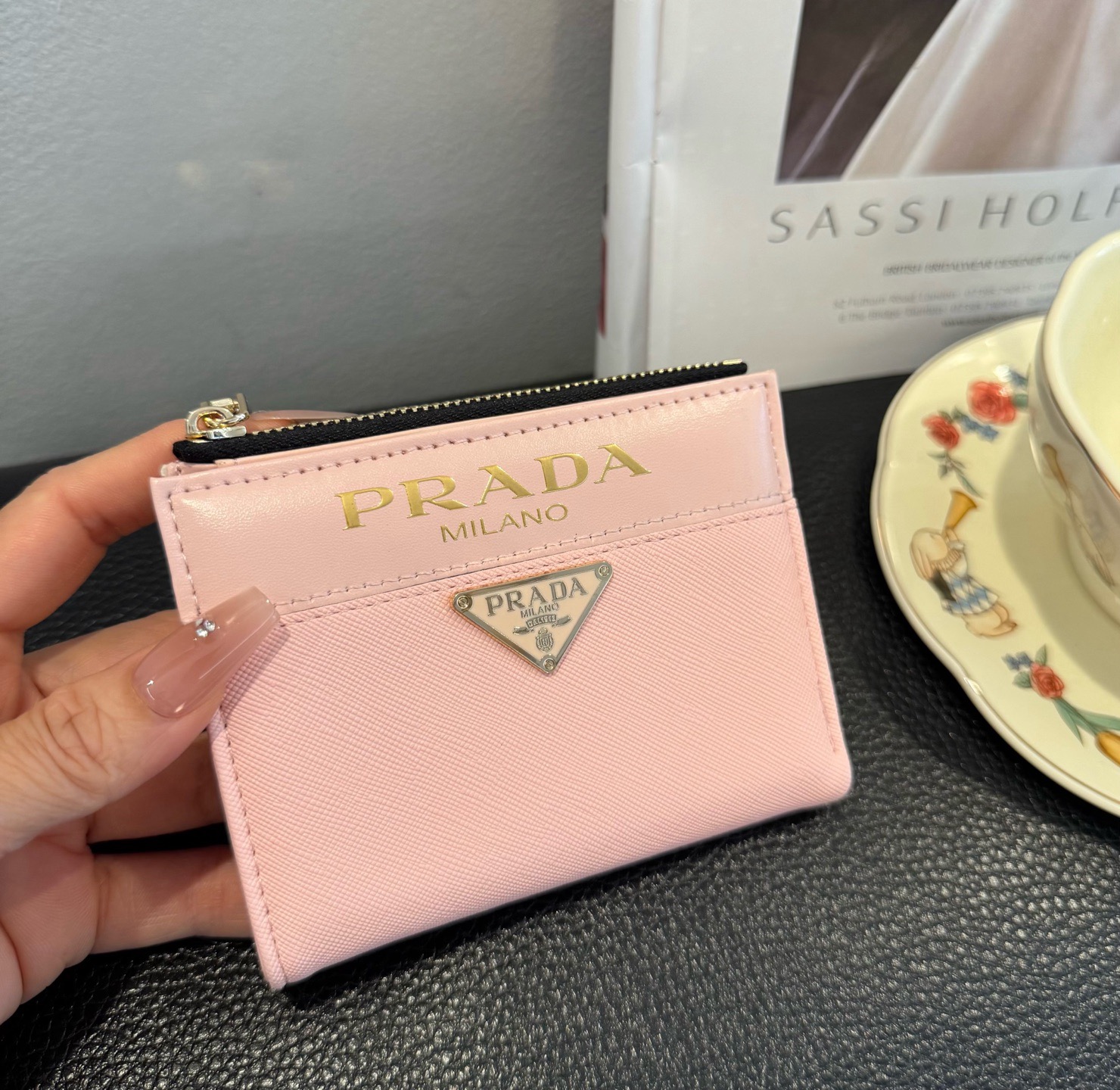 Prada普拉达卡包零钱包两用
