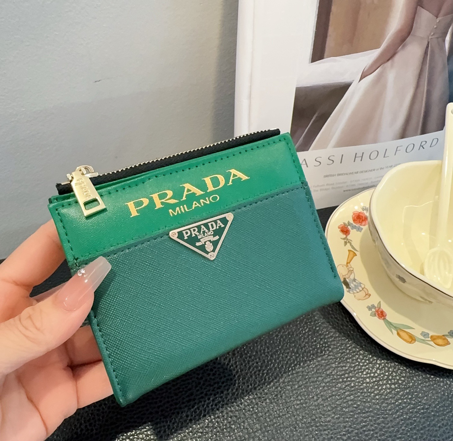 Prada普拉达卡包零钱包两用