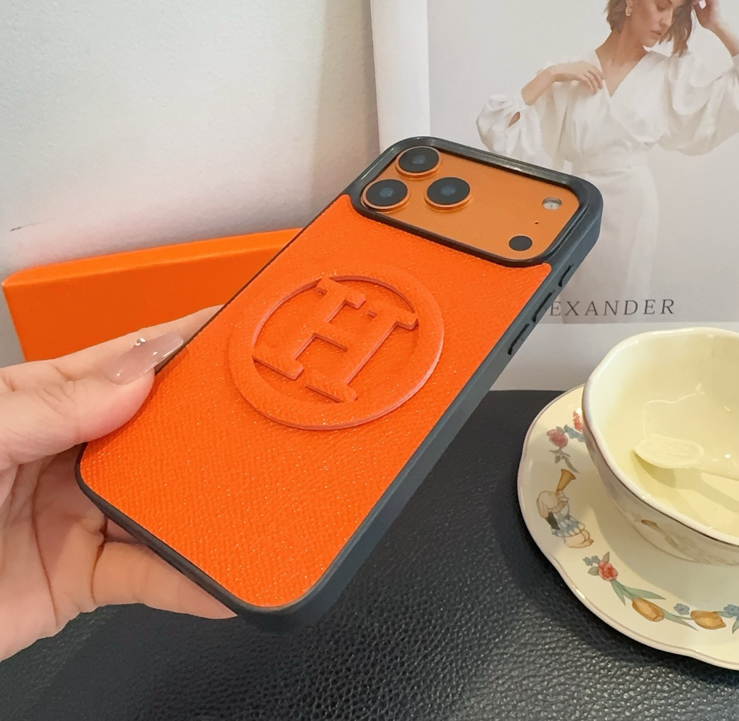 ✨✨新款上架爱马仕  Hermes手机壳 星宇橙系列手机壳型号：为了不出现报错型号，请打开本机查看手机设